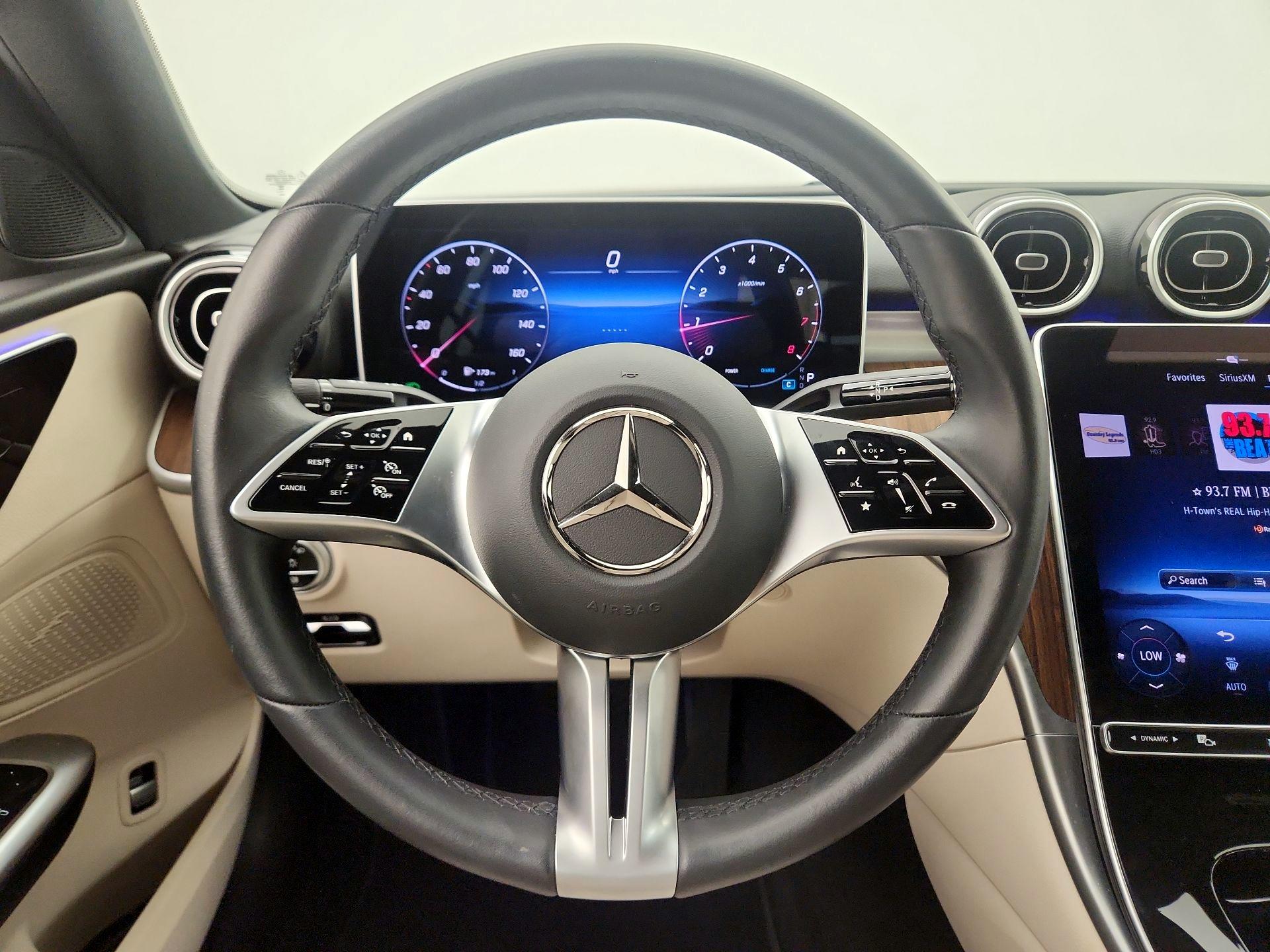 Thumbnail: 2025 Mercedes-Benz C-Class - 10