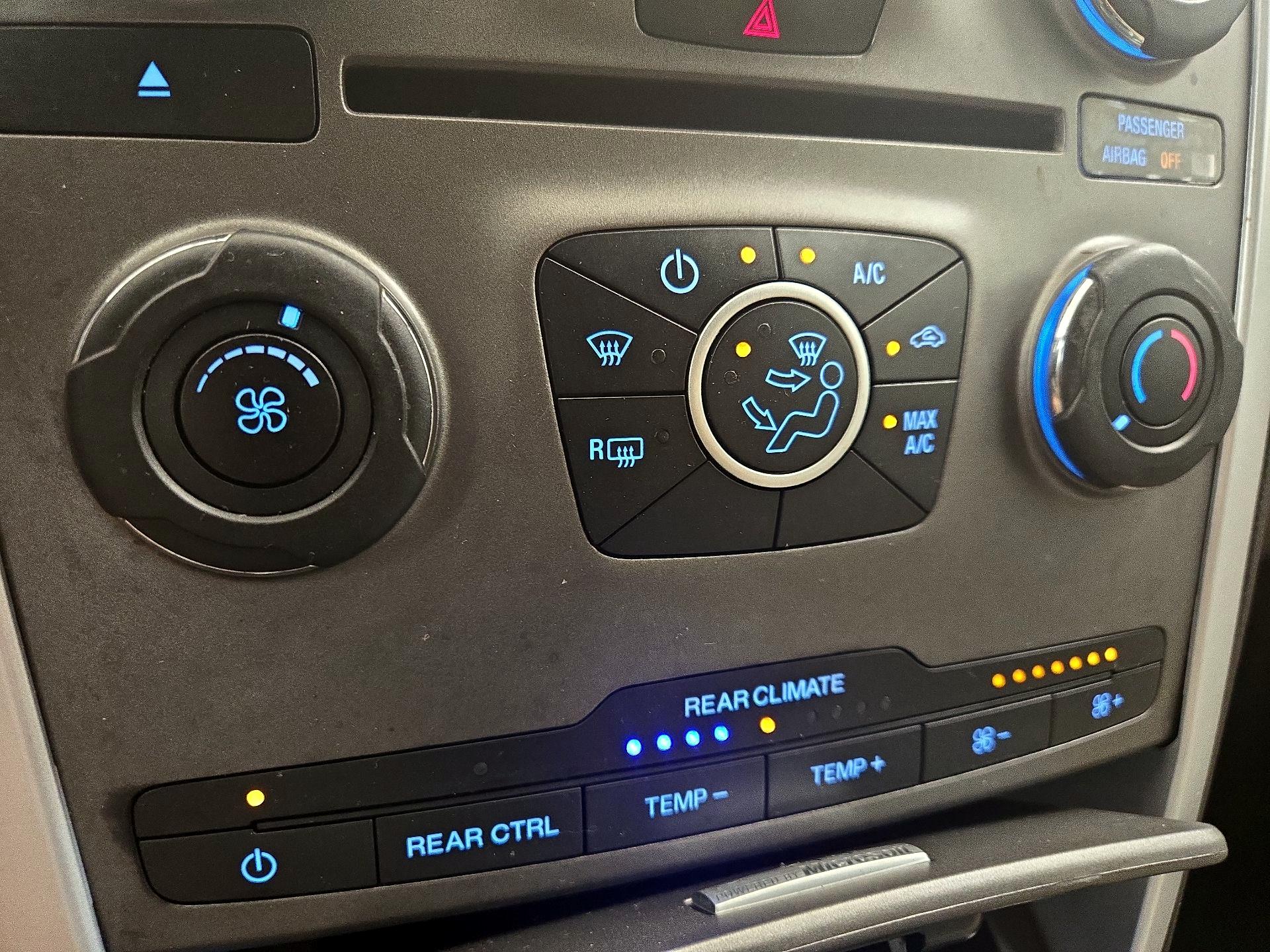 Thumbnail: 2014 Ford Explorer - 15
