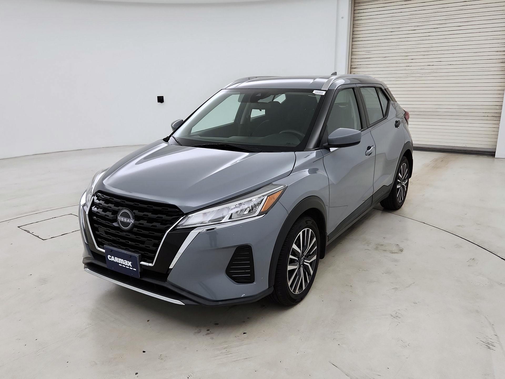 Thumbnail: 2022 Nissan Kicks - 3