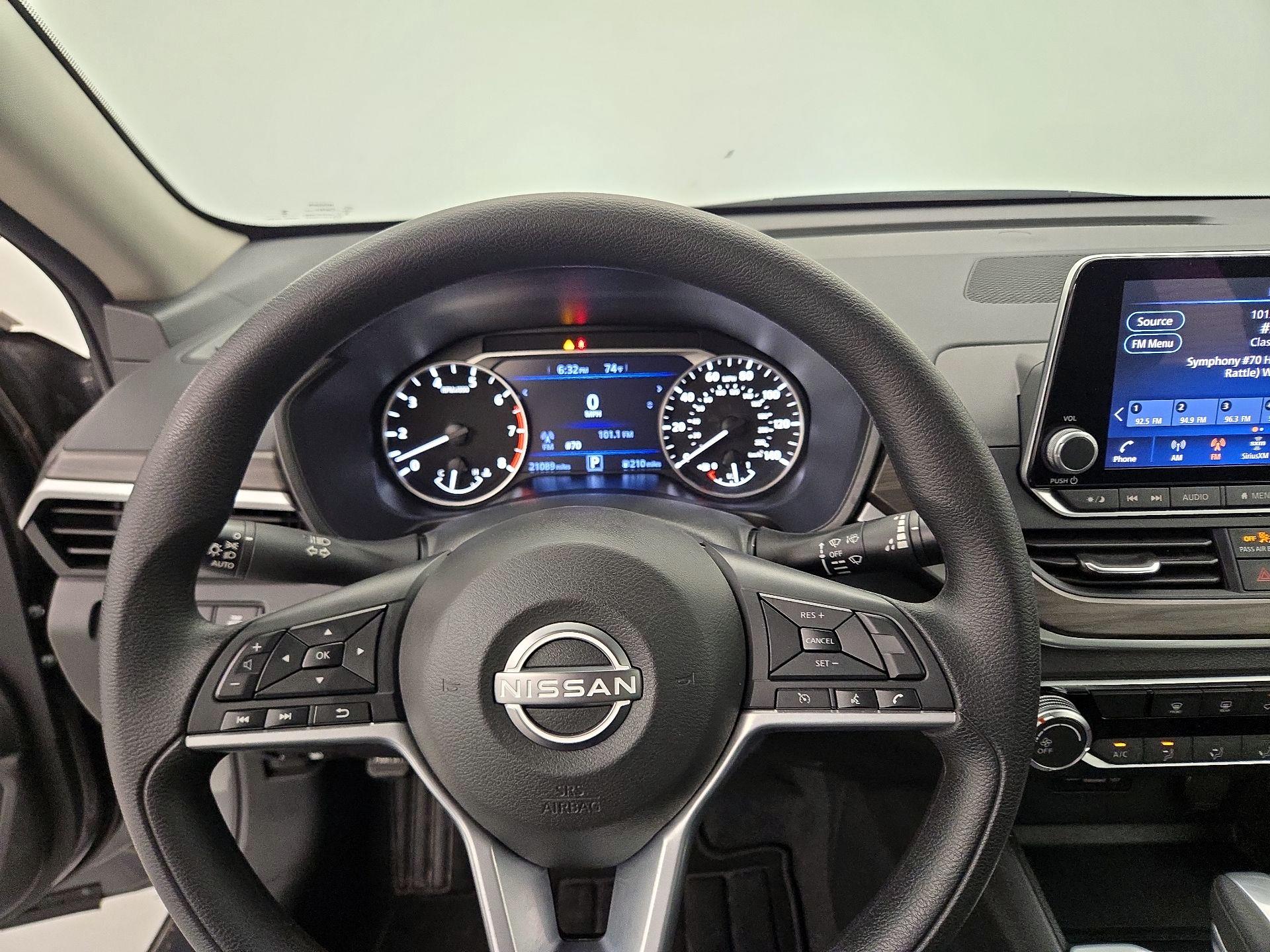 Thumbnail: 2025 Nissan Altima - 10