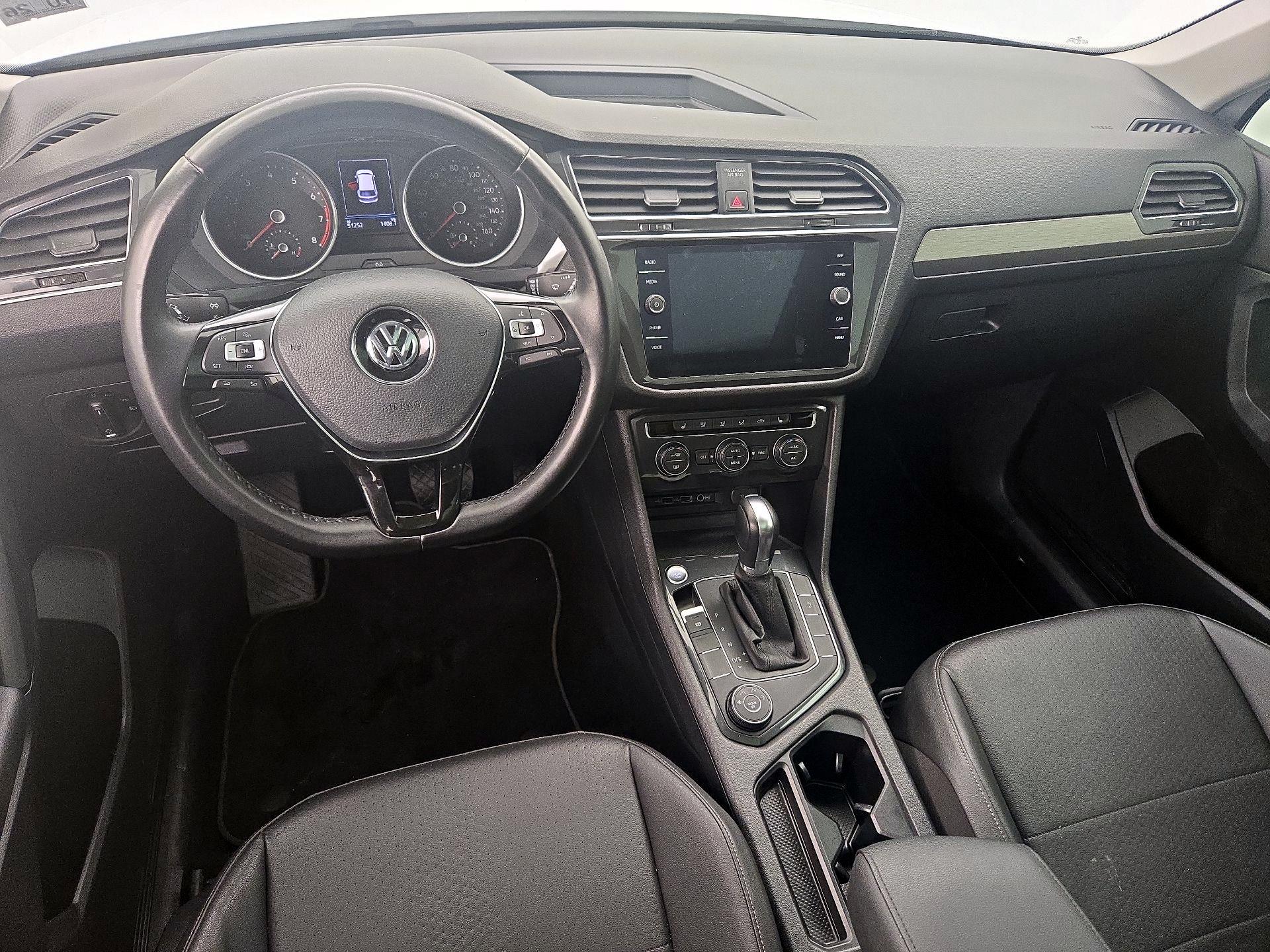 Thumbnail: 2019 Volkswagen Tiguan - 9
