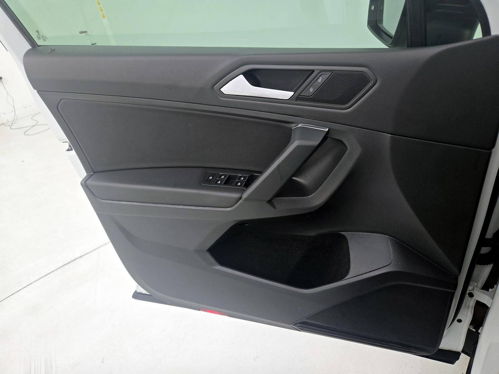 2019 Volkswagen Tiguan SE - Photo 13