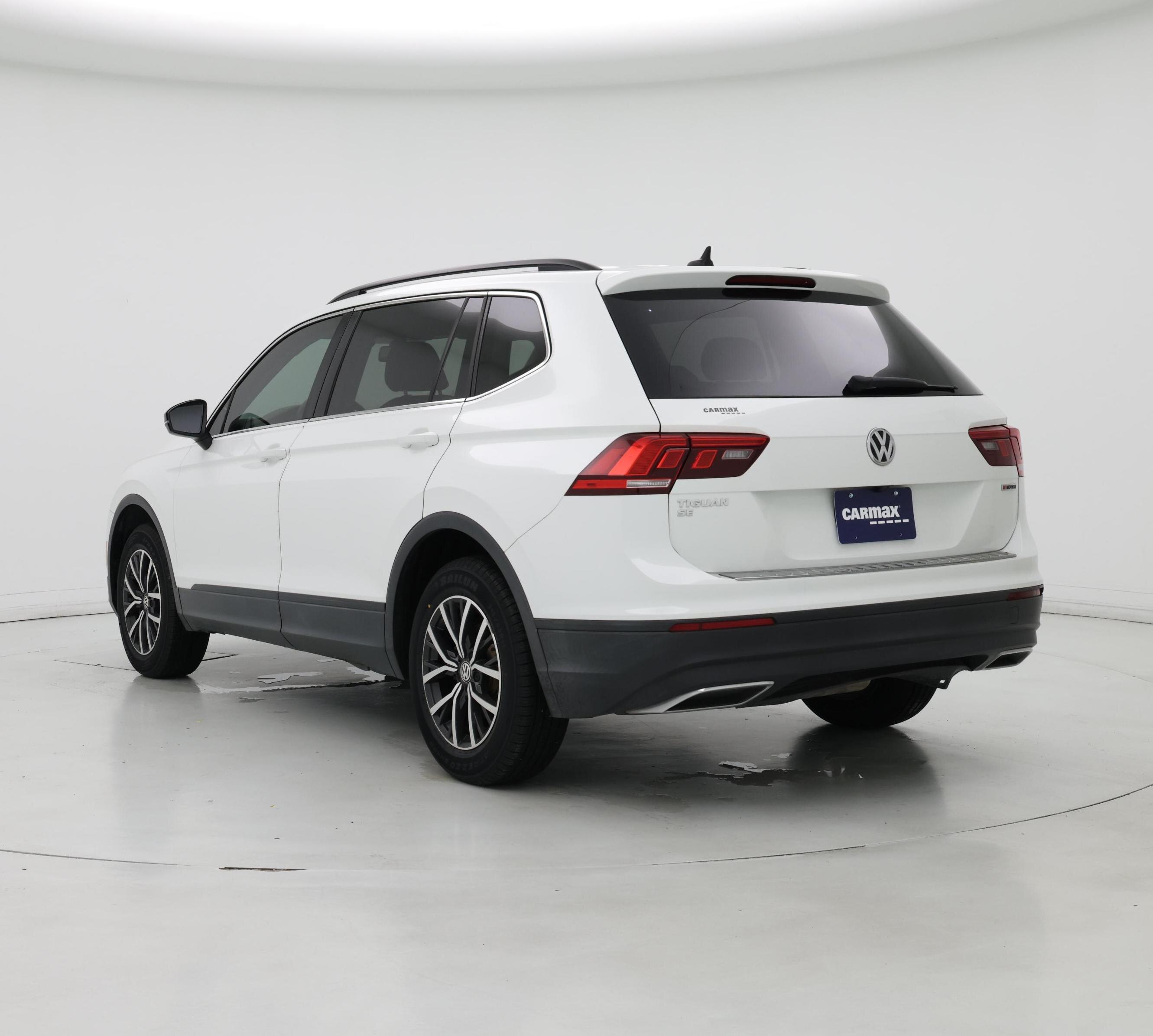 Thumbnail: 2019 Volkswagen Tiguan - 2