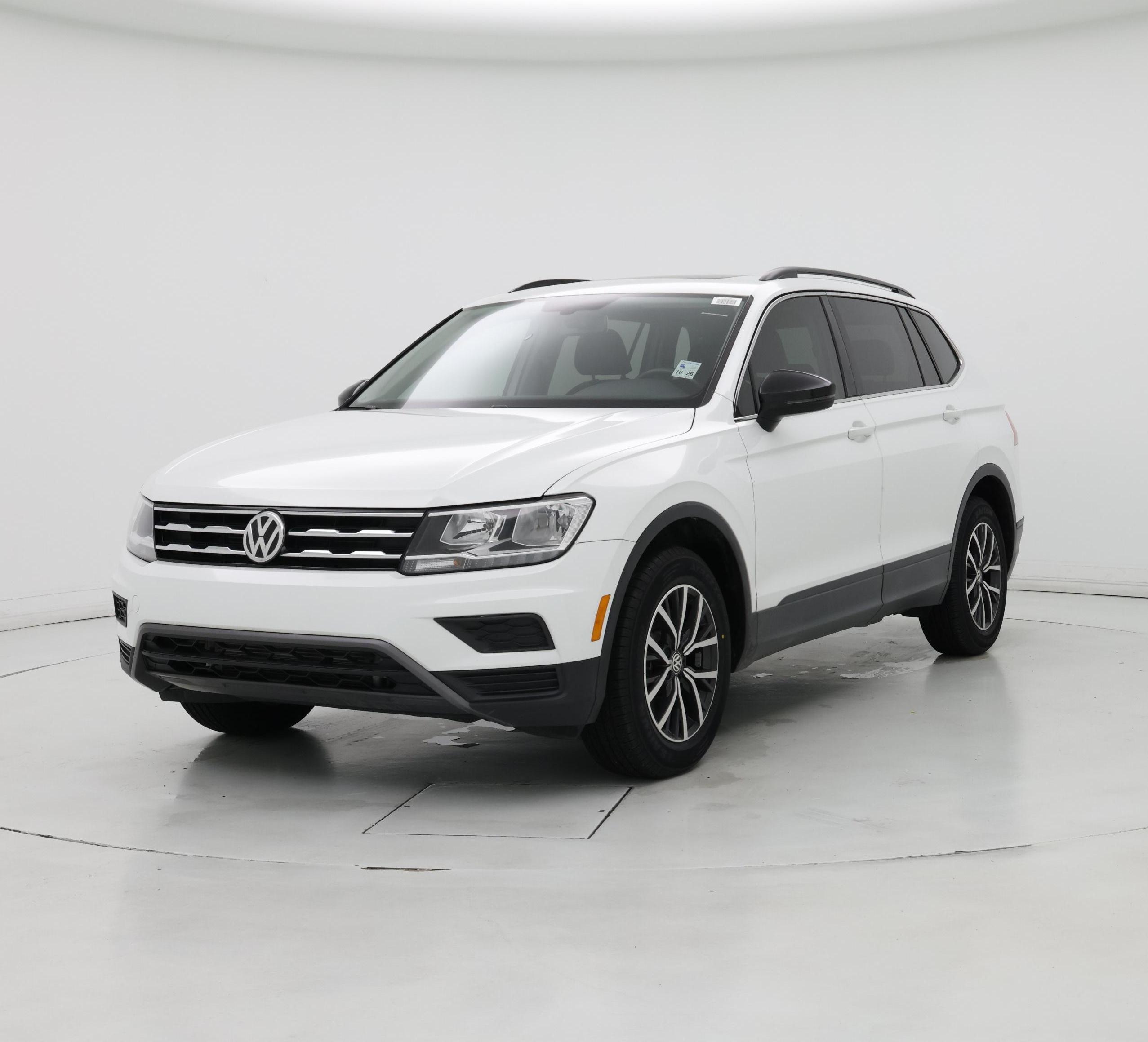 Thumbnail: 2019 Volkswagen Tiguan - 4