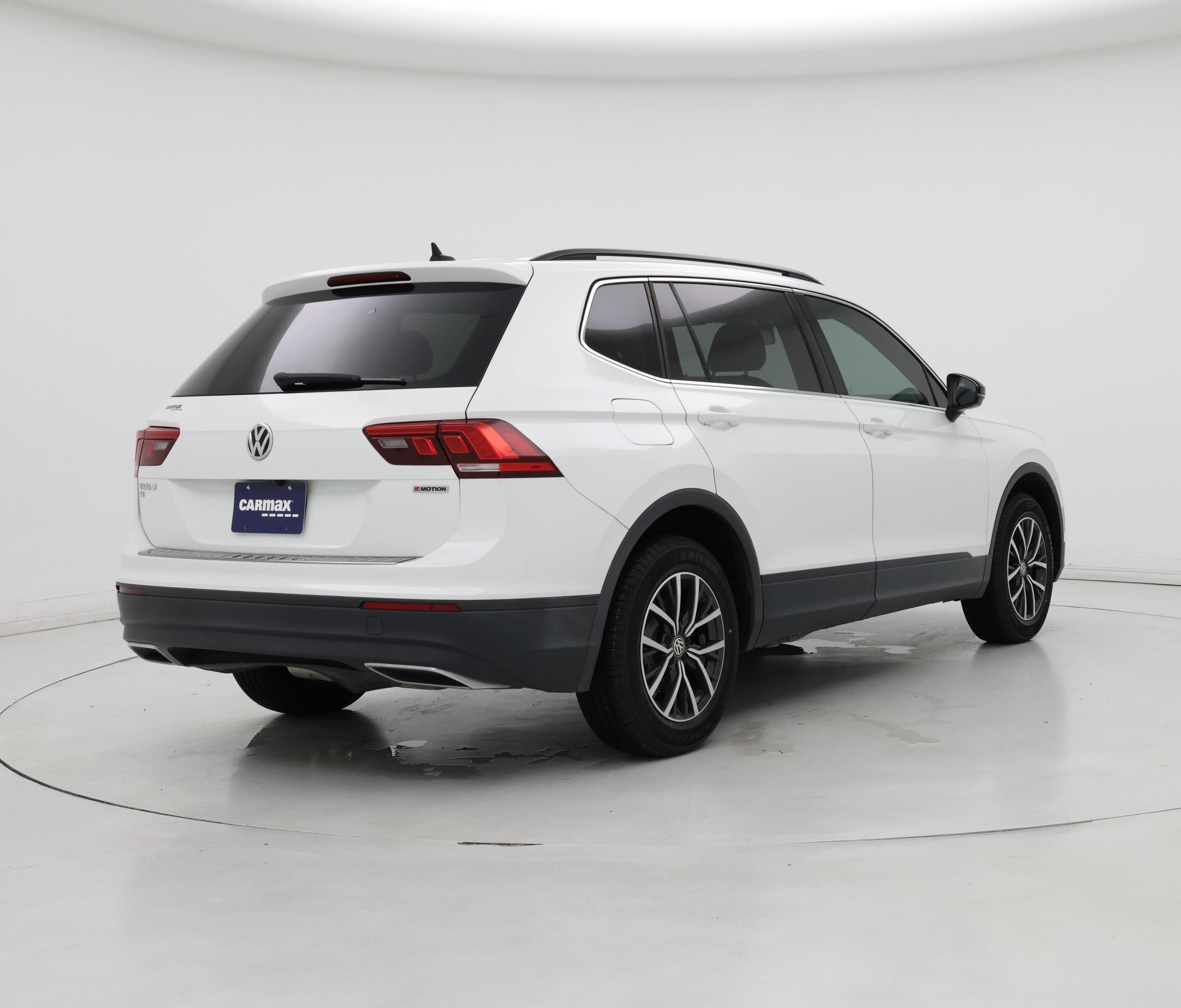 Thumbnail: 2019 Volkswagen Tiguan - 8