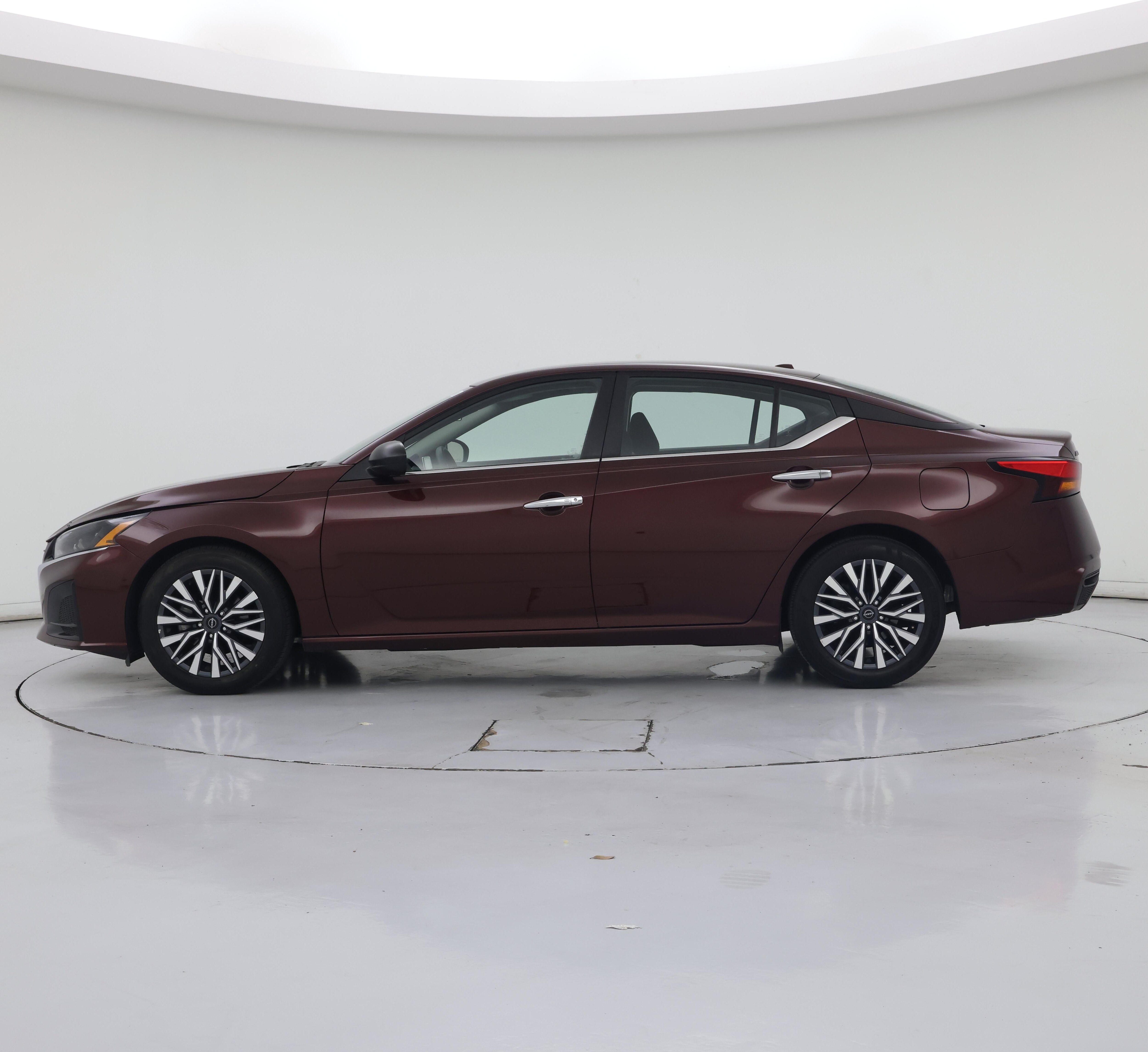 Thumbnail: 2025 Nissan Altima - 3