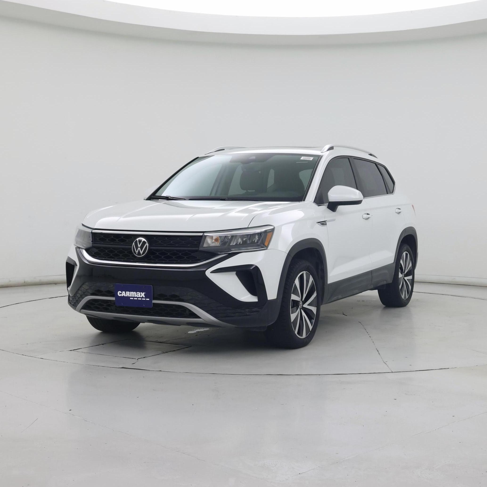 Thumbnail: 2023 Volkswagen Taos - 4