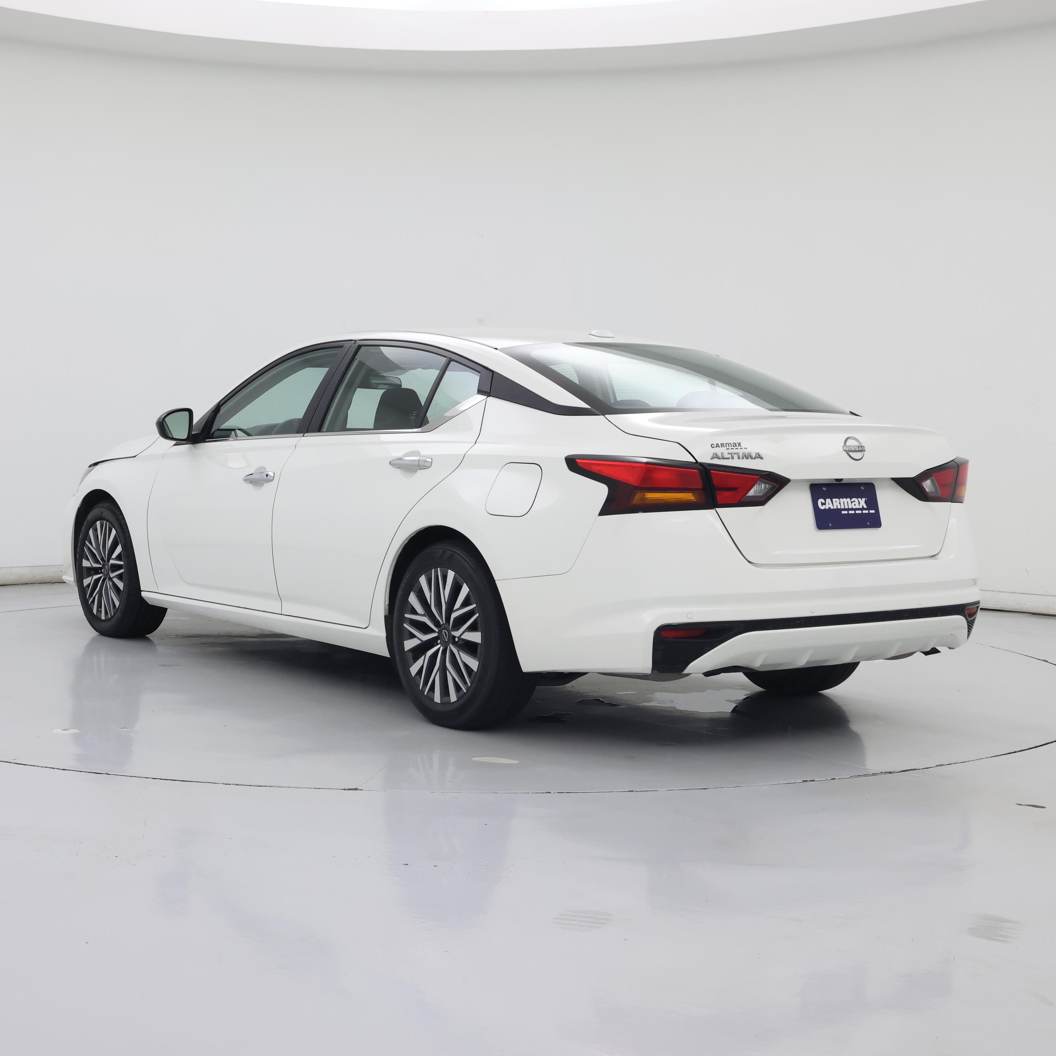 Thumbnail: 2025 Nissan Altima - 2