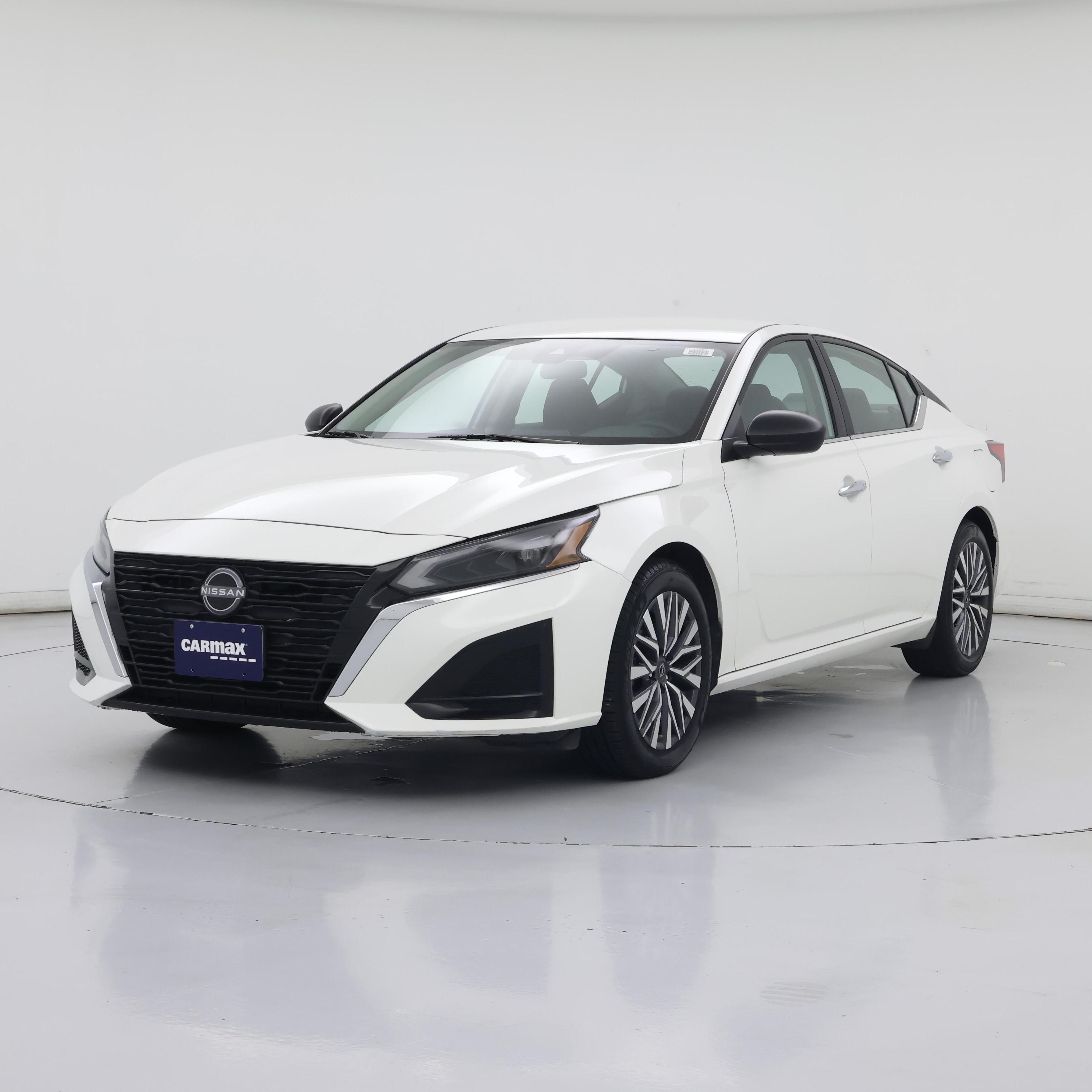 Thumbnail: 2025 Nissan Altima - 4