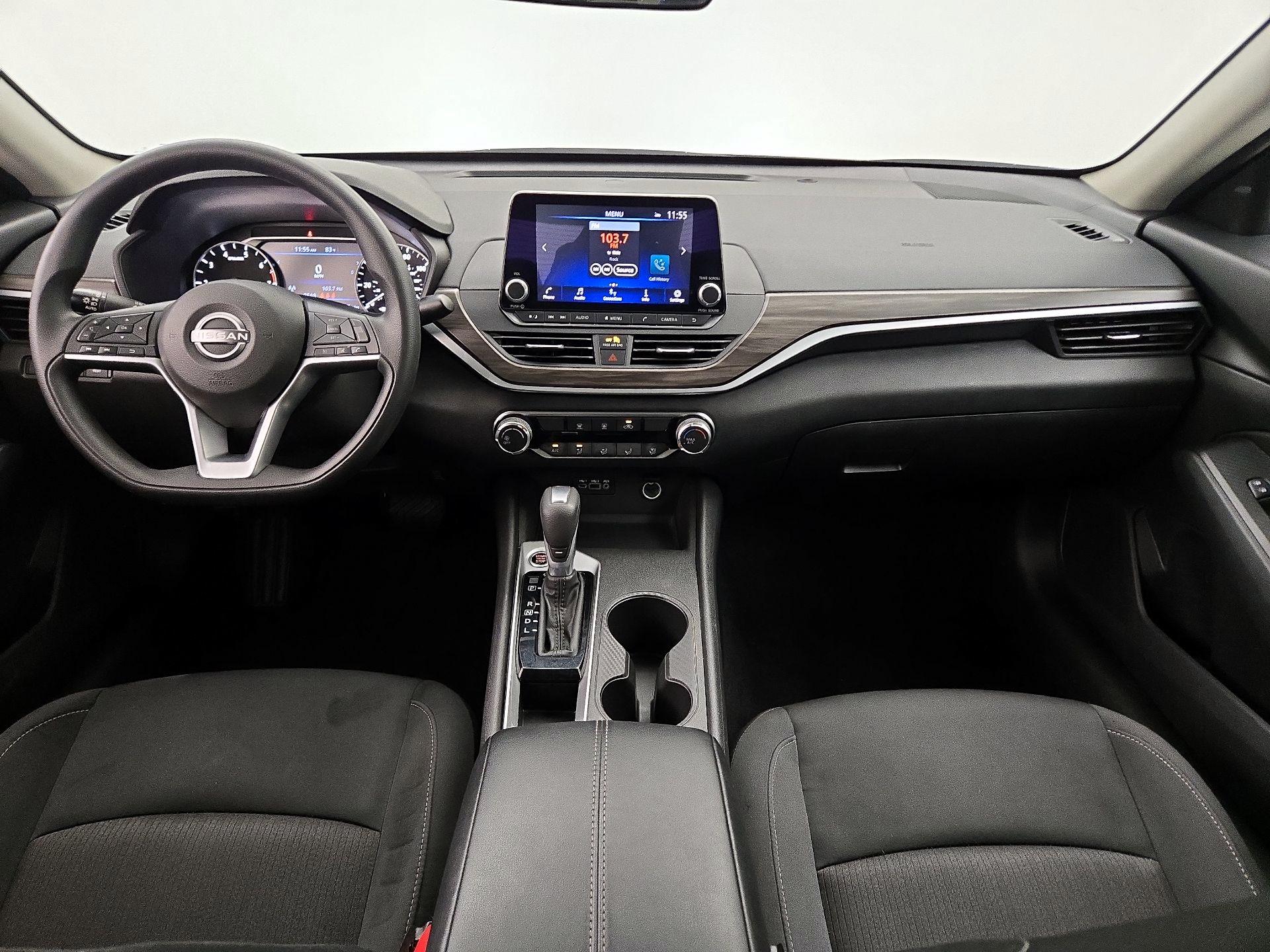 Thumbnail: 2025 Nissan Altima - 9
