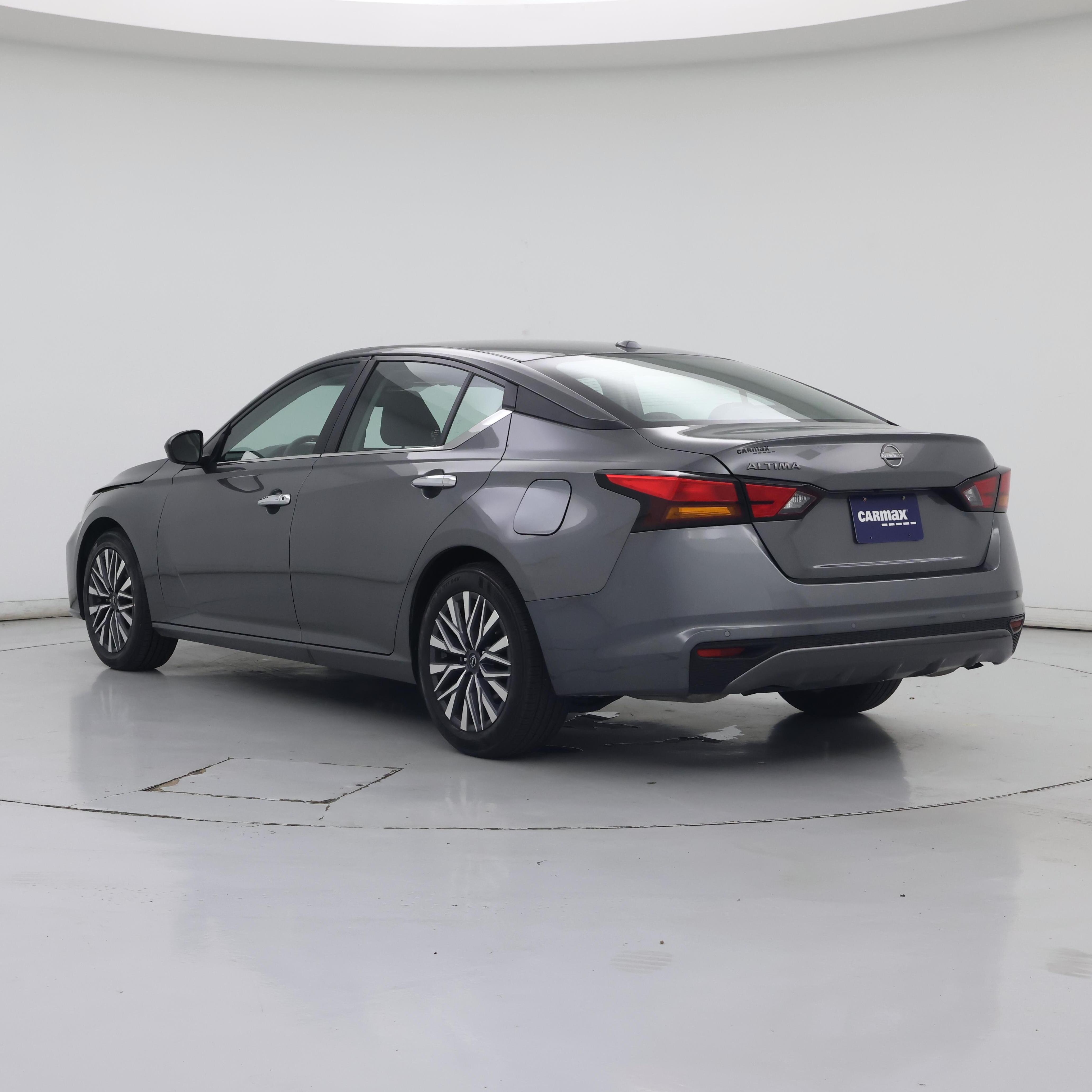 Thumbnail: 2025 Nissan Altima - 2