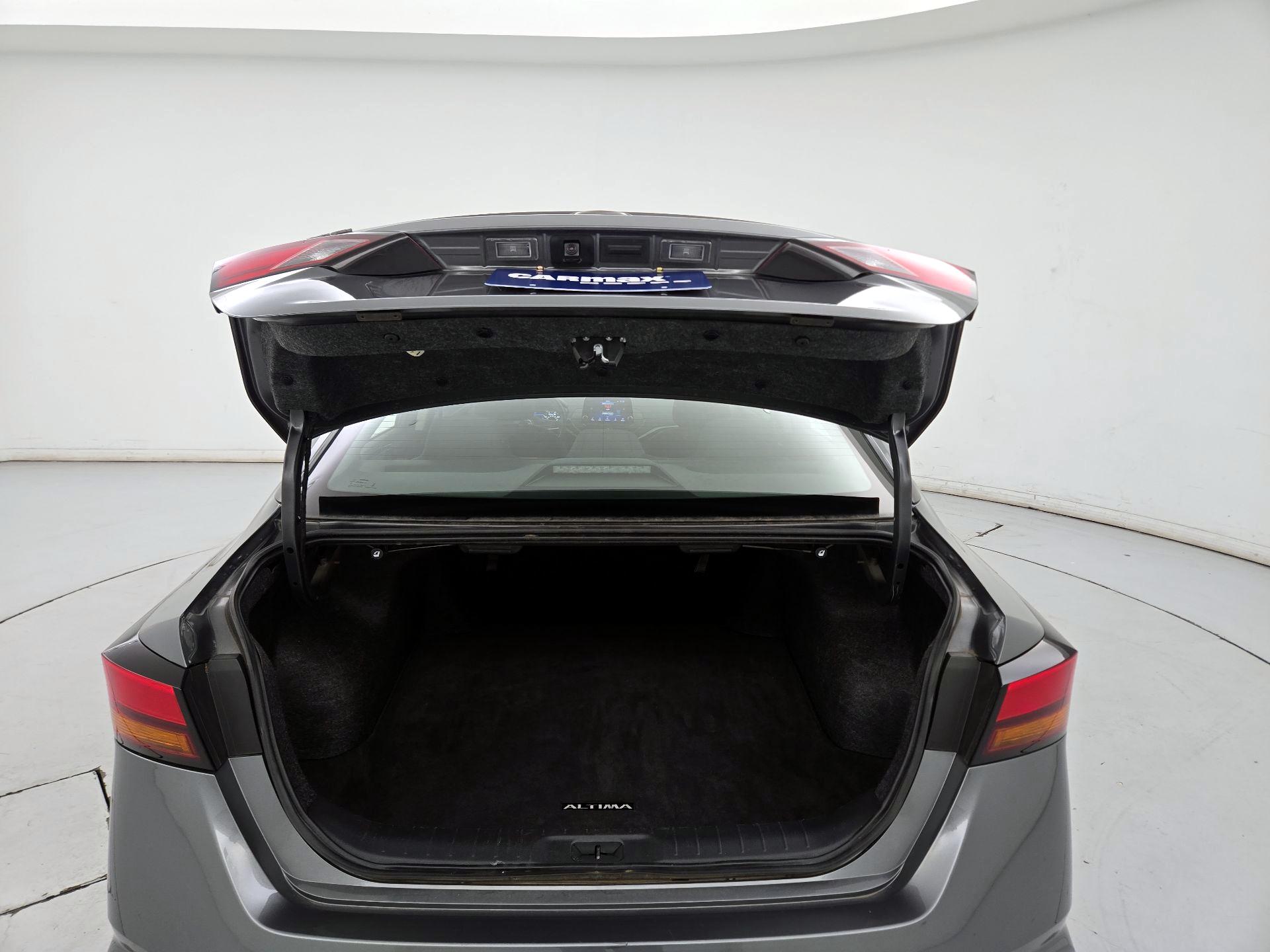 Thumbnail: 2025 Nissan Altima - 20