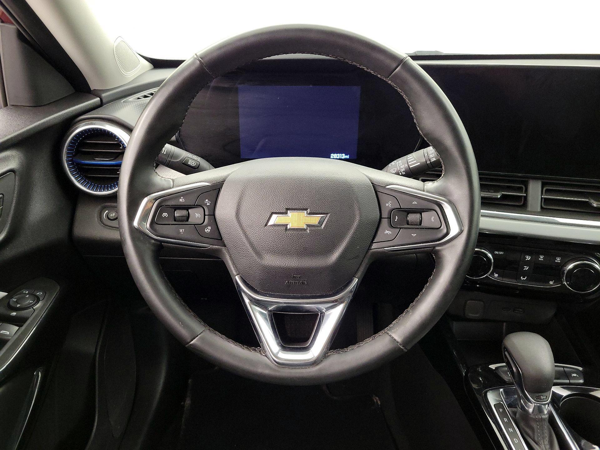 Thumbnail: 2025 Chevrolet Trax - 10