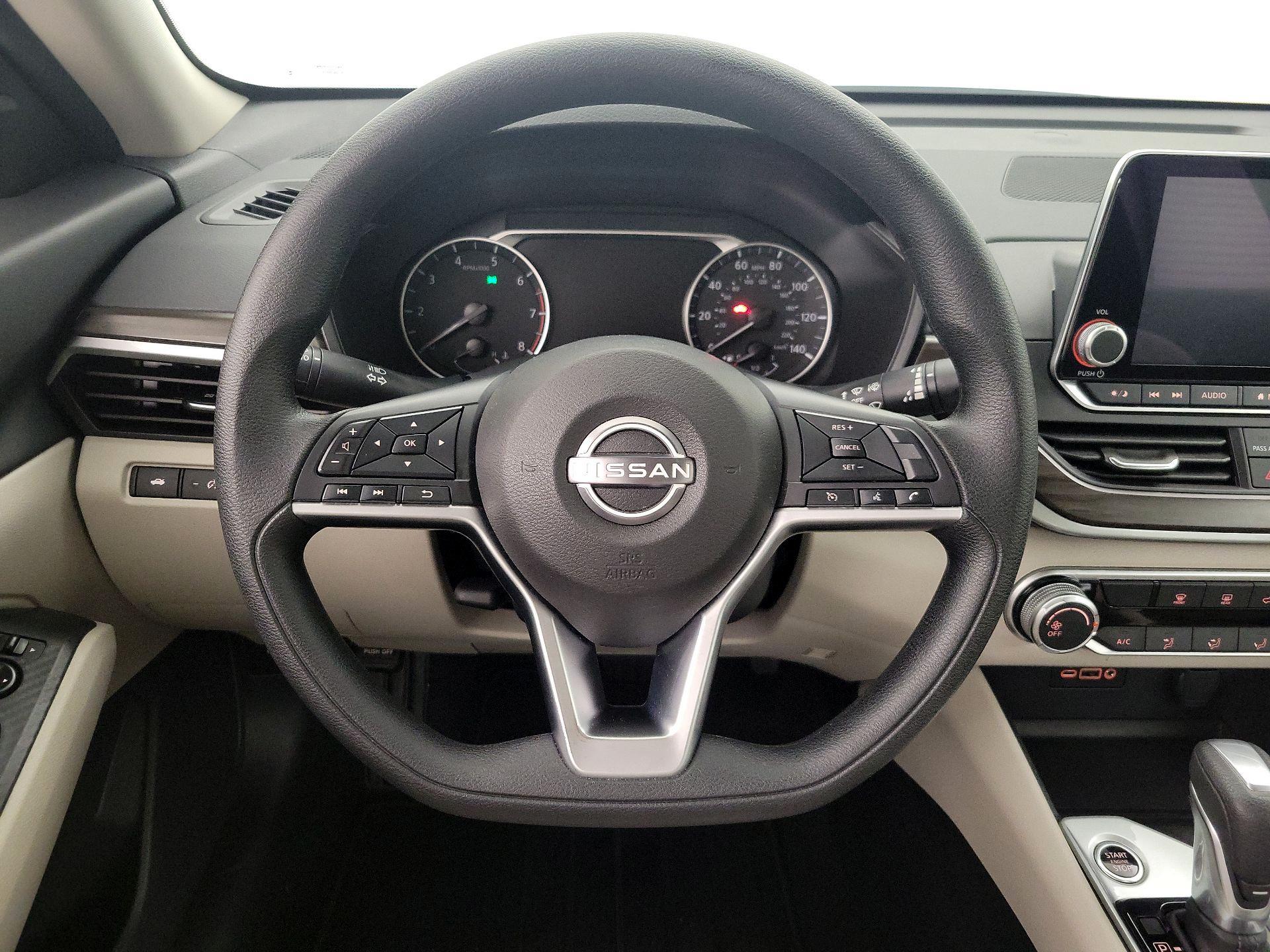 Thumbnail: 2025 Nissan Altima - 10