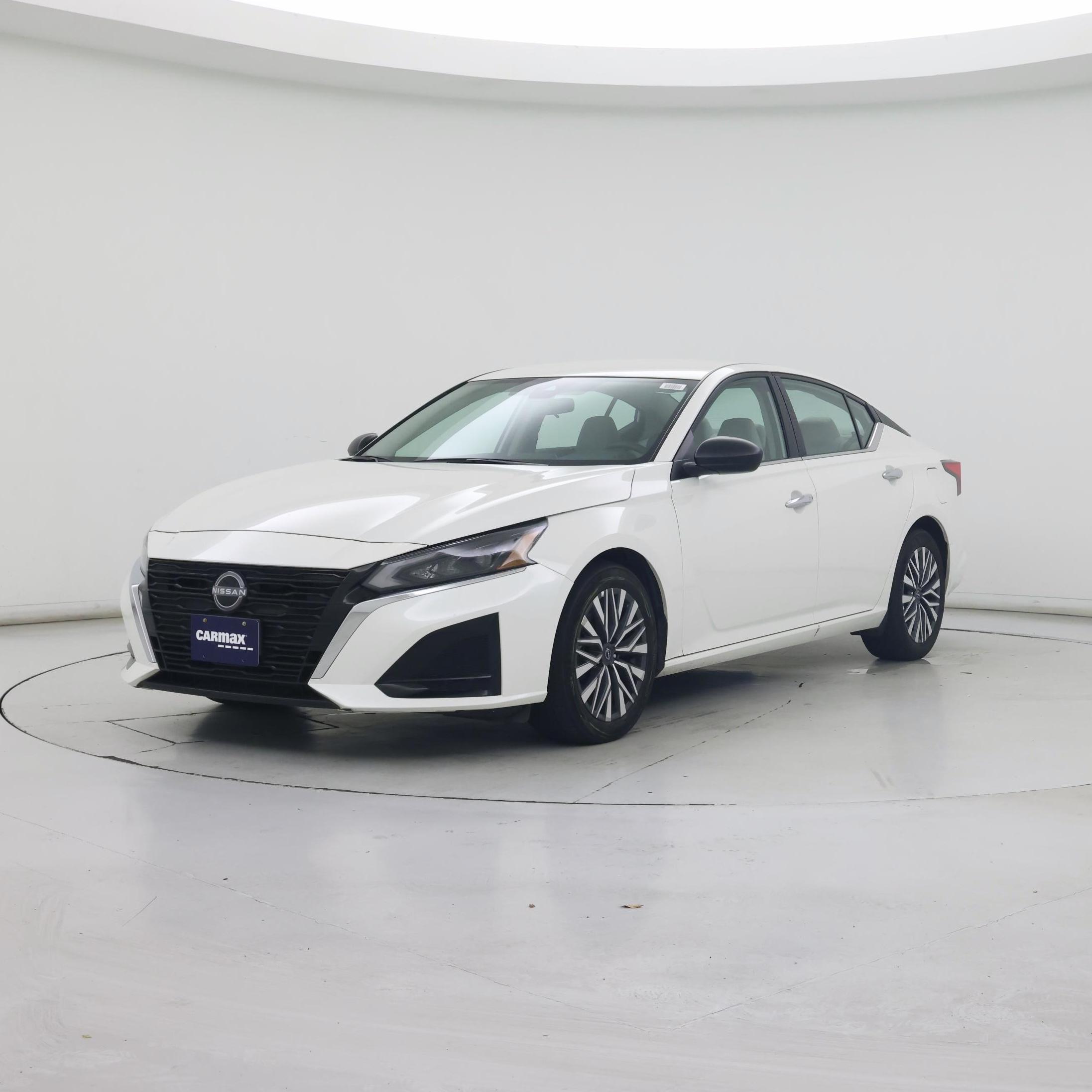 Thumbnail: 2025 Nissan Altima - 4
