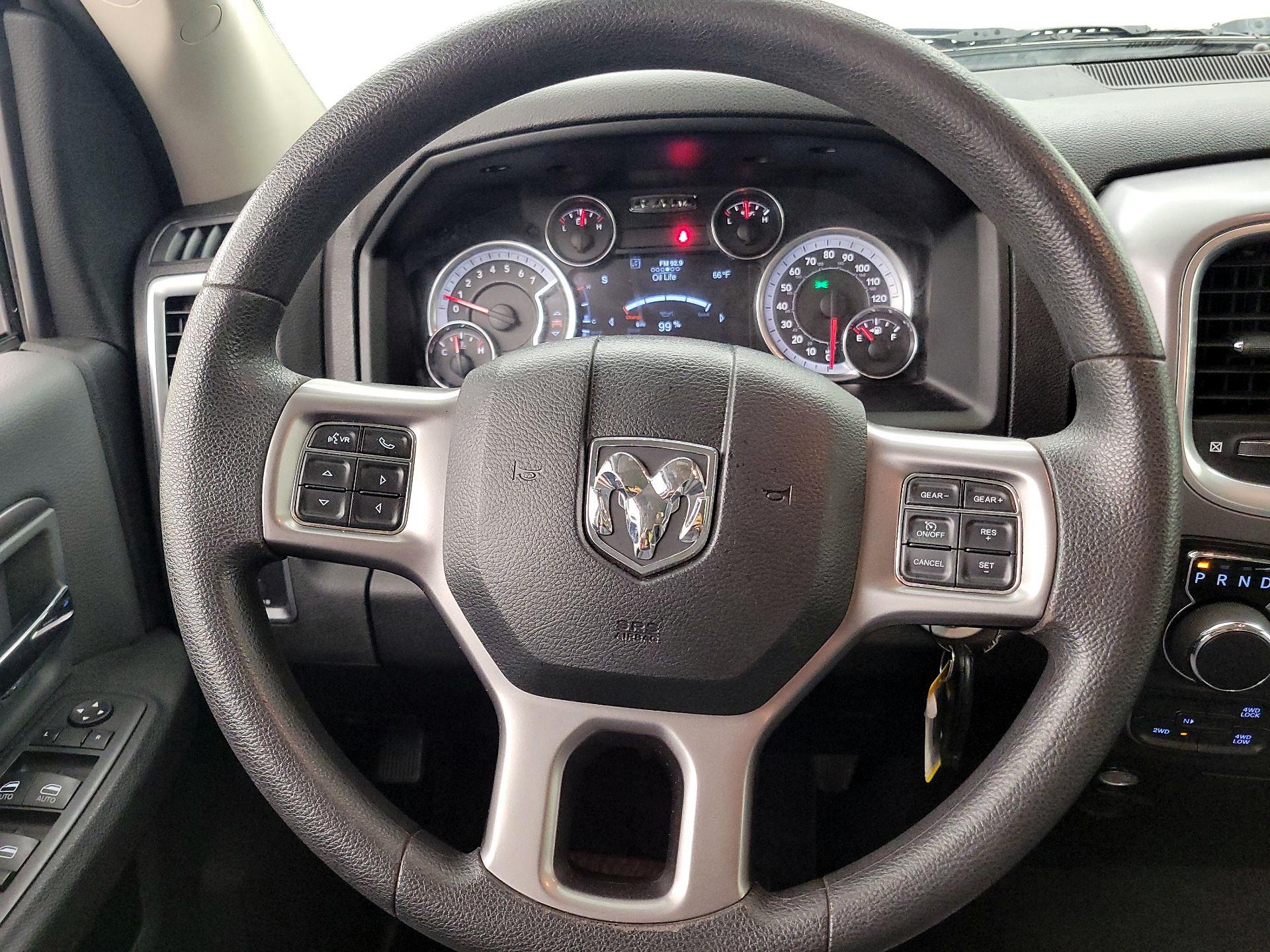 Thumbnail: 2022 RAM 1500 Classic - 10