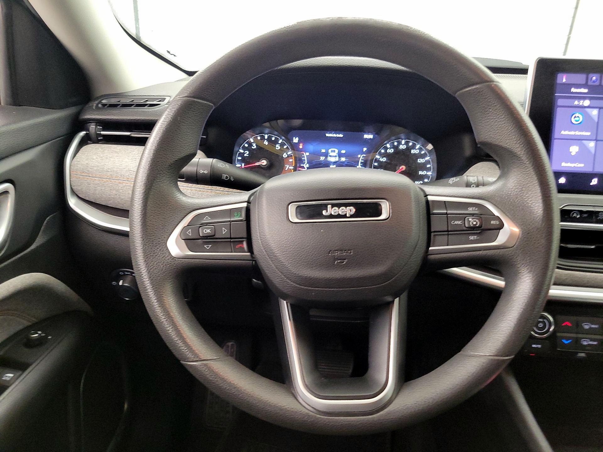 Thumbnail: 2022 Jeep Compass - 10
