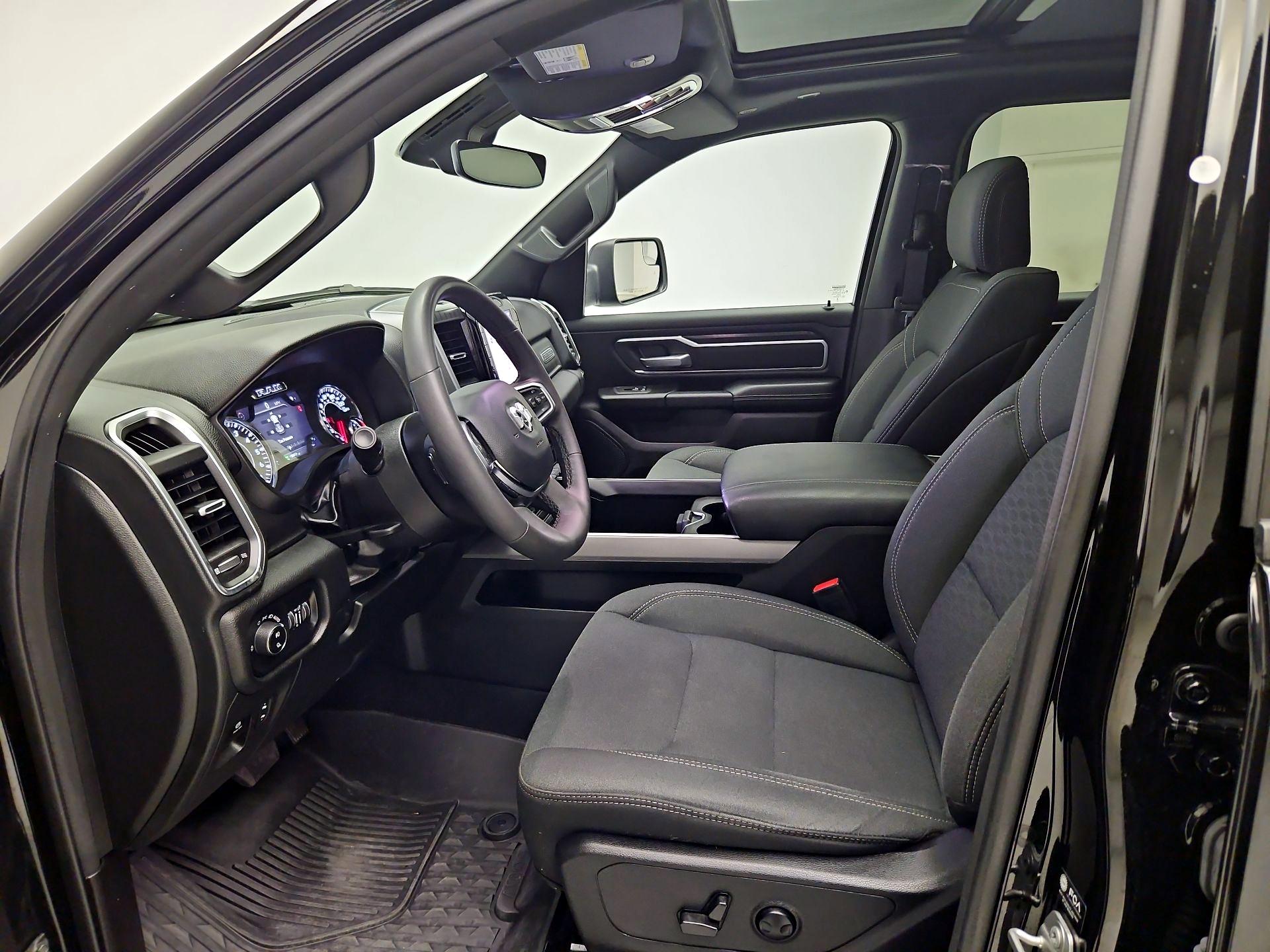Thumbnail: 2025 RAM 1500 - 11