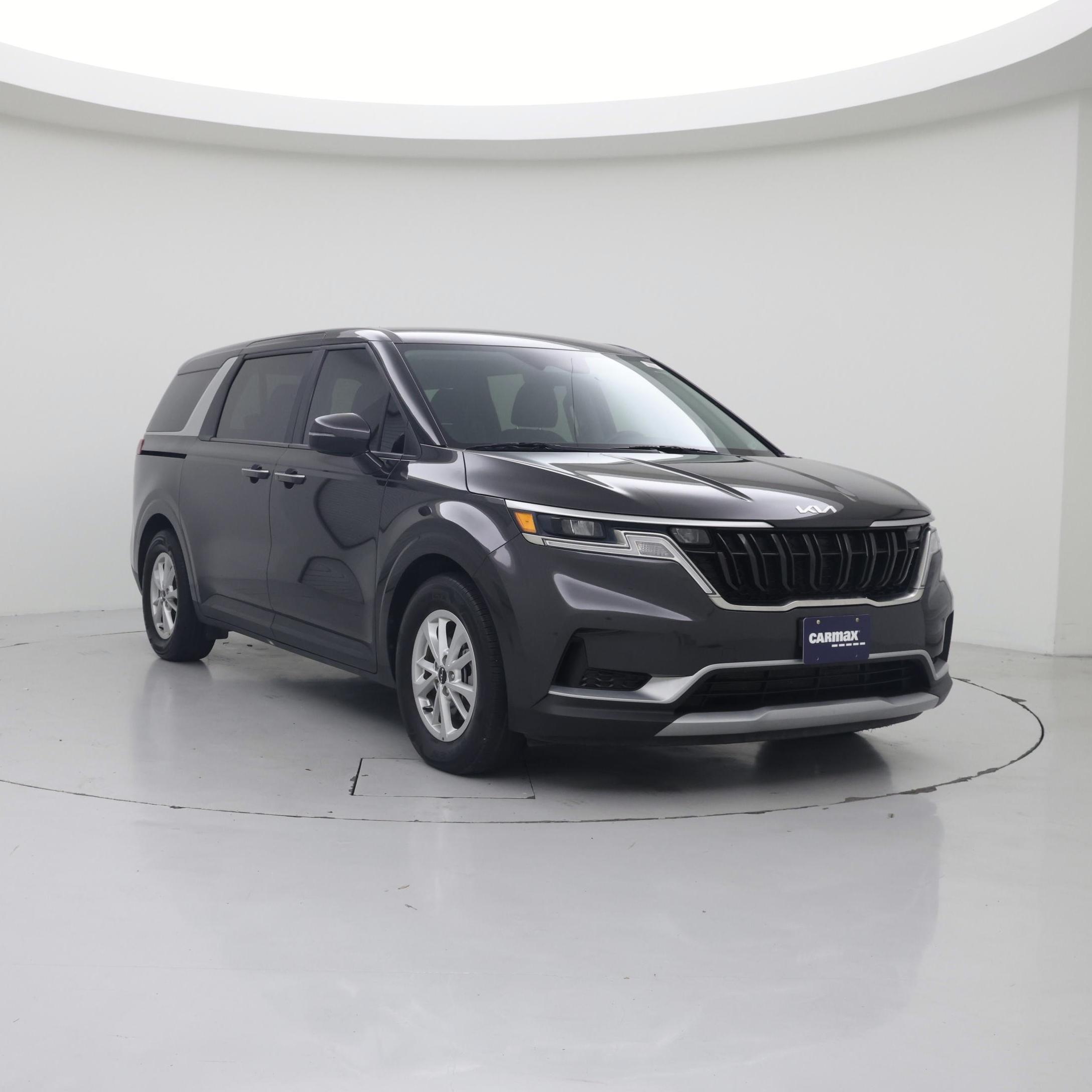  2024 Kia Carnival LX FWD   