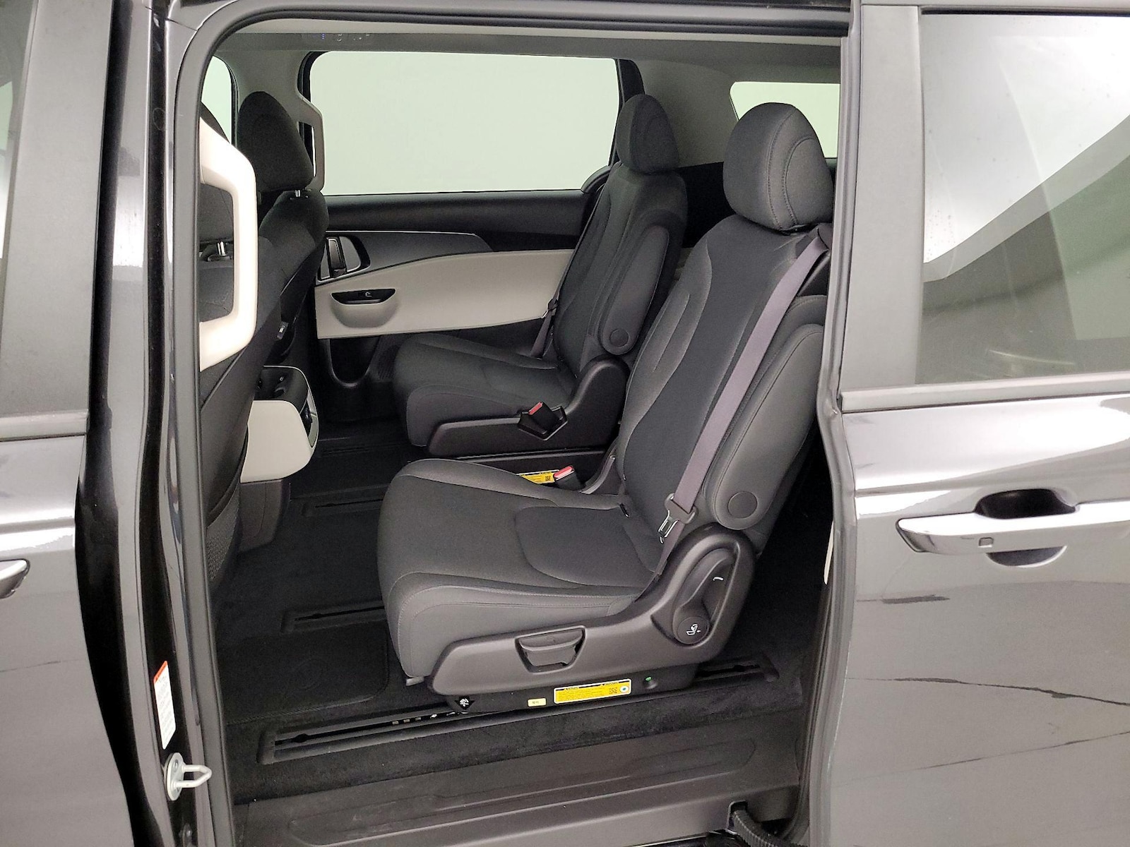 2024 Kia Carnival LX - Photo 20