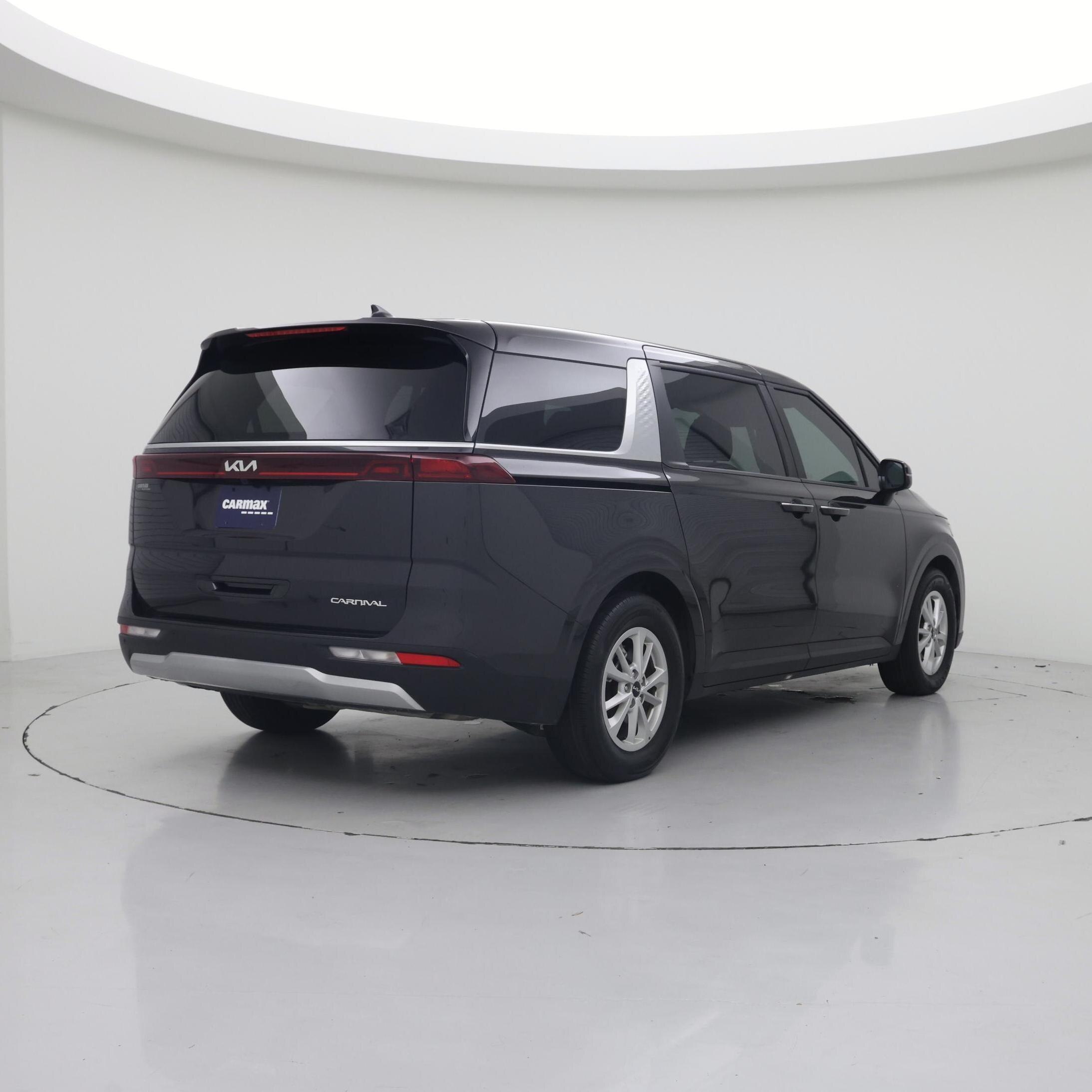 Thumbnail: 2024 Kia Carnival - 8