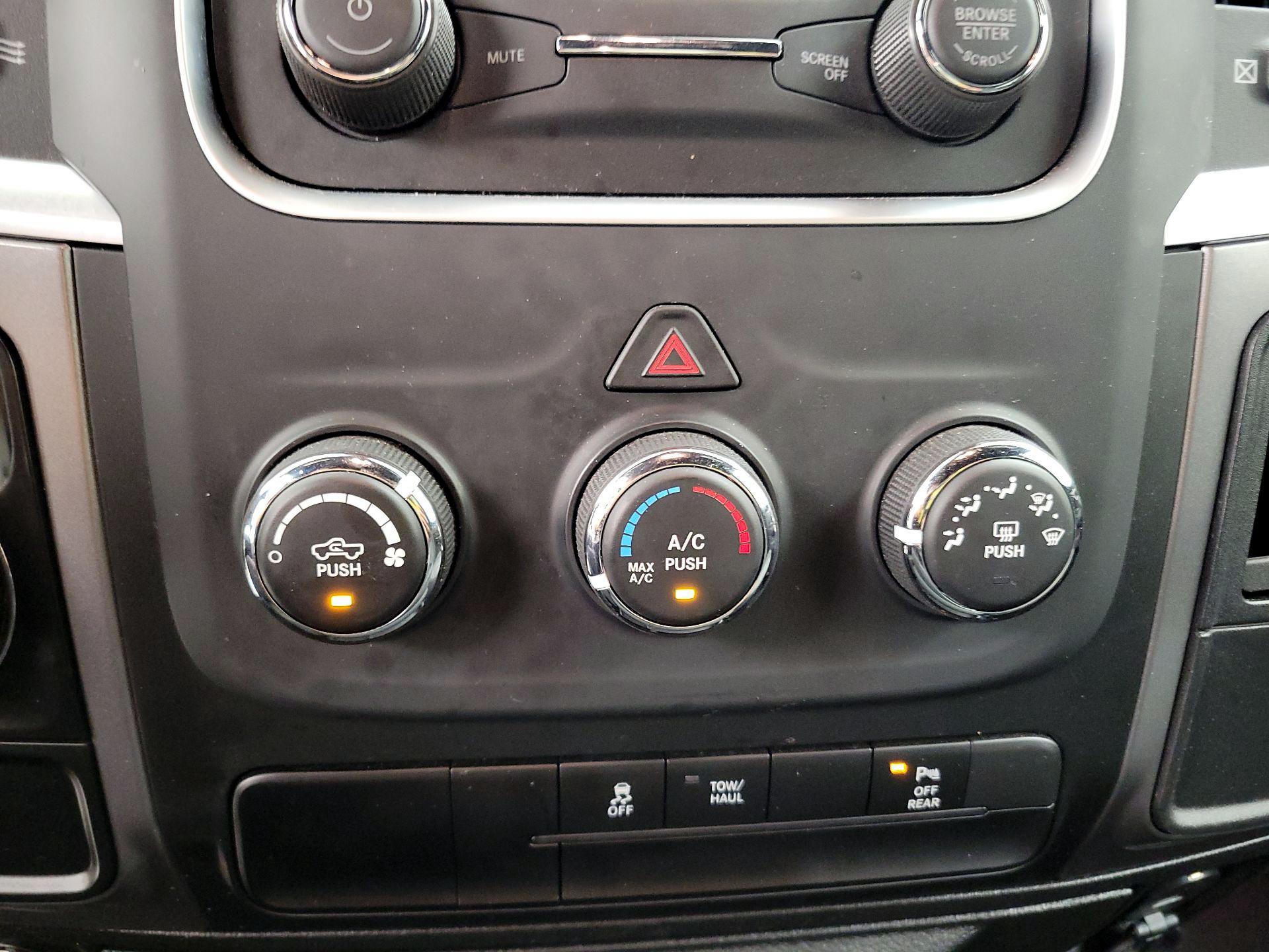 Thumbnail: 2024 RAM 1500 Classic - 16