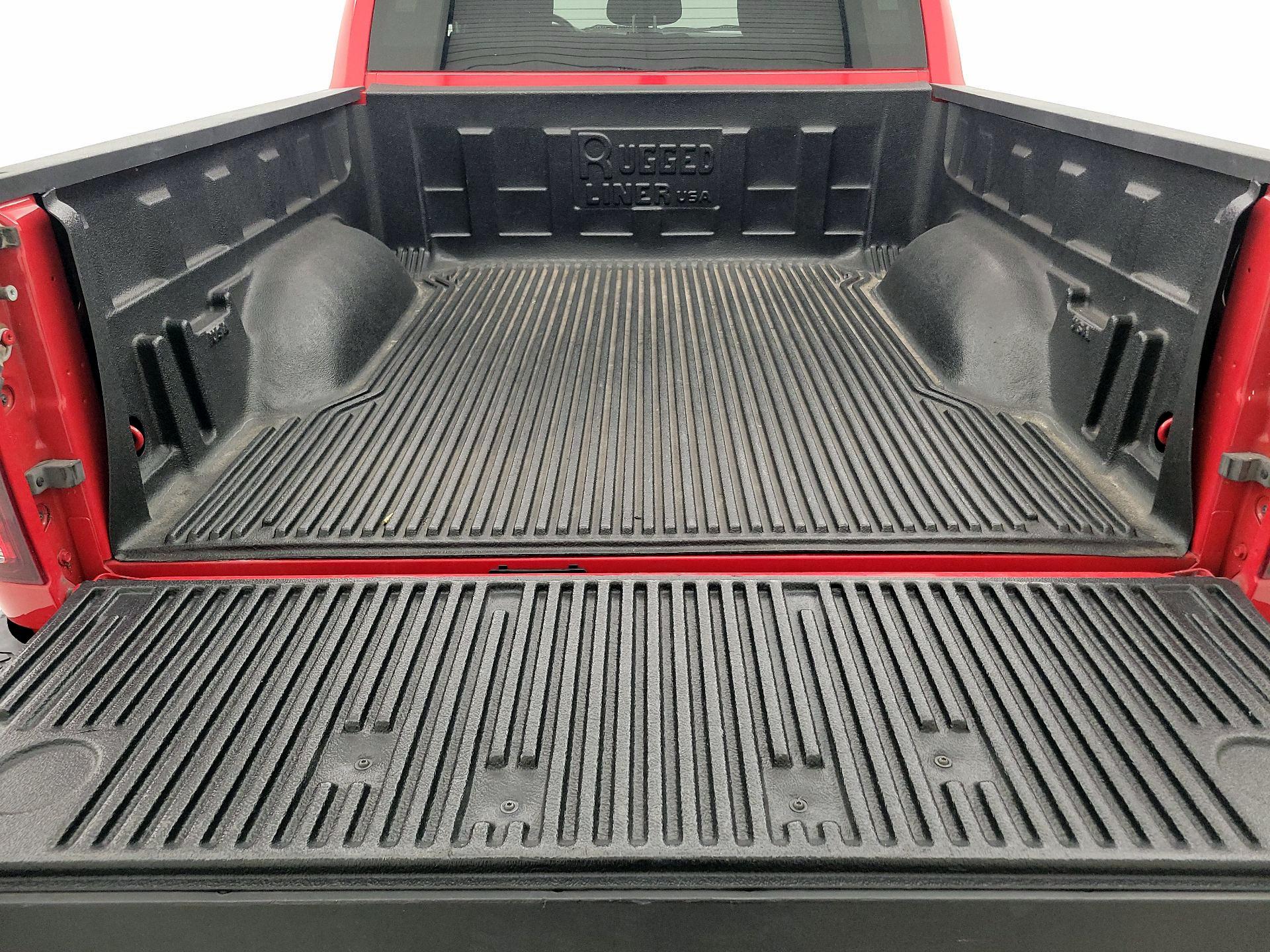 Thumbnail: 2024 RAM 1500 Classic - 20