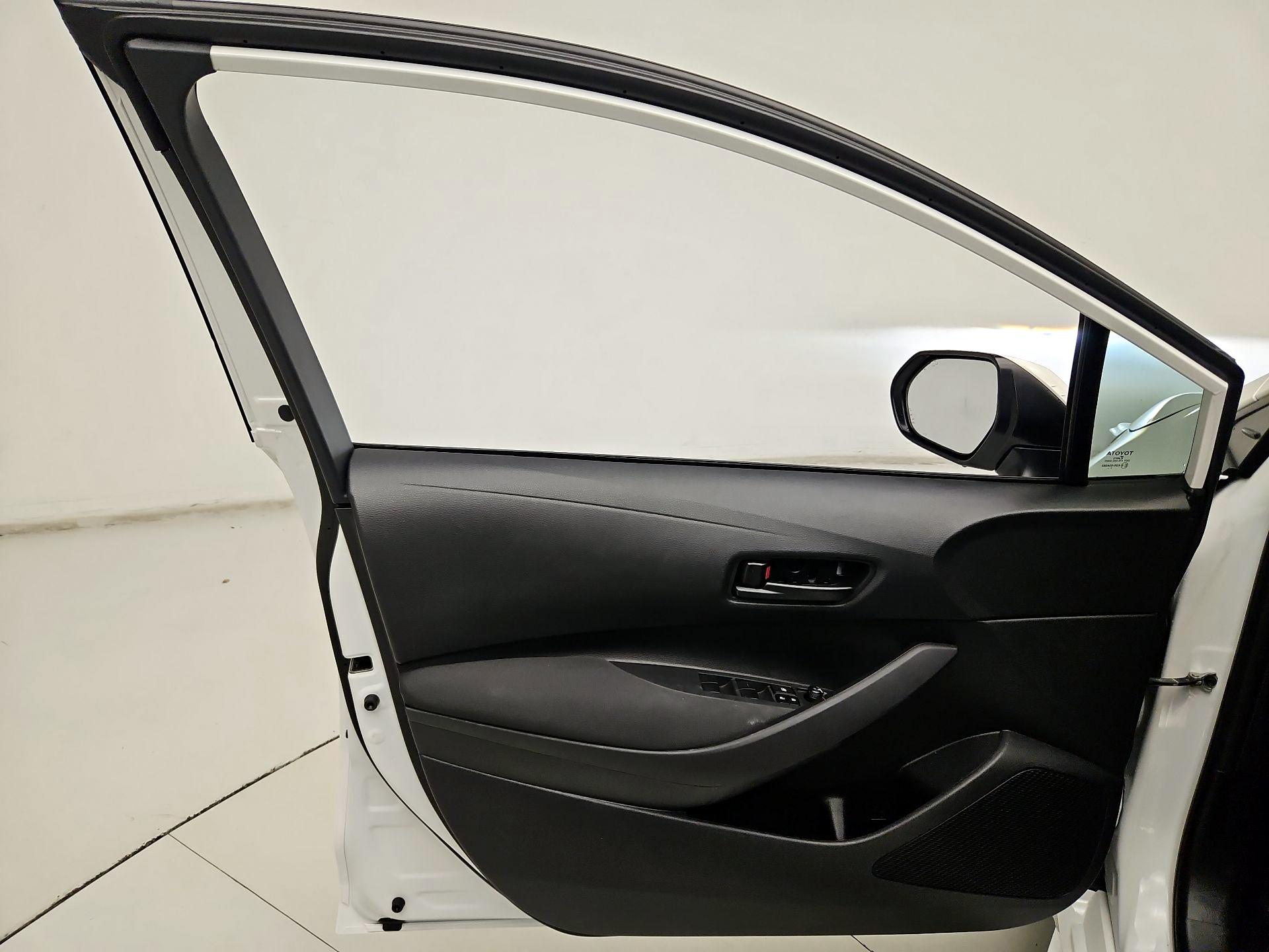 Thumbnail: 2024 Toyota Corolla - 12
