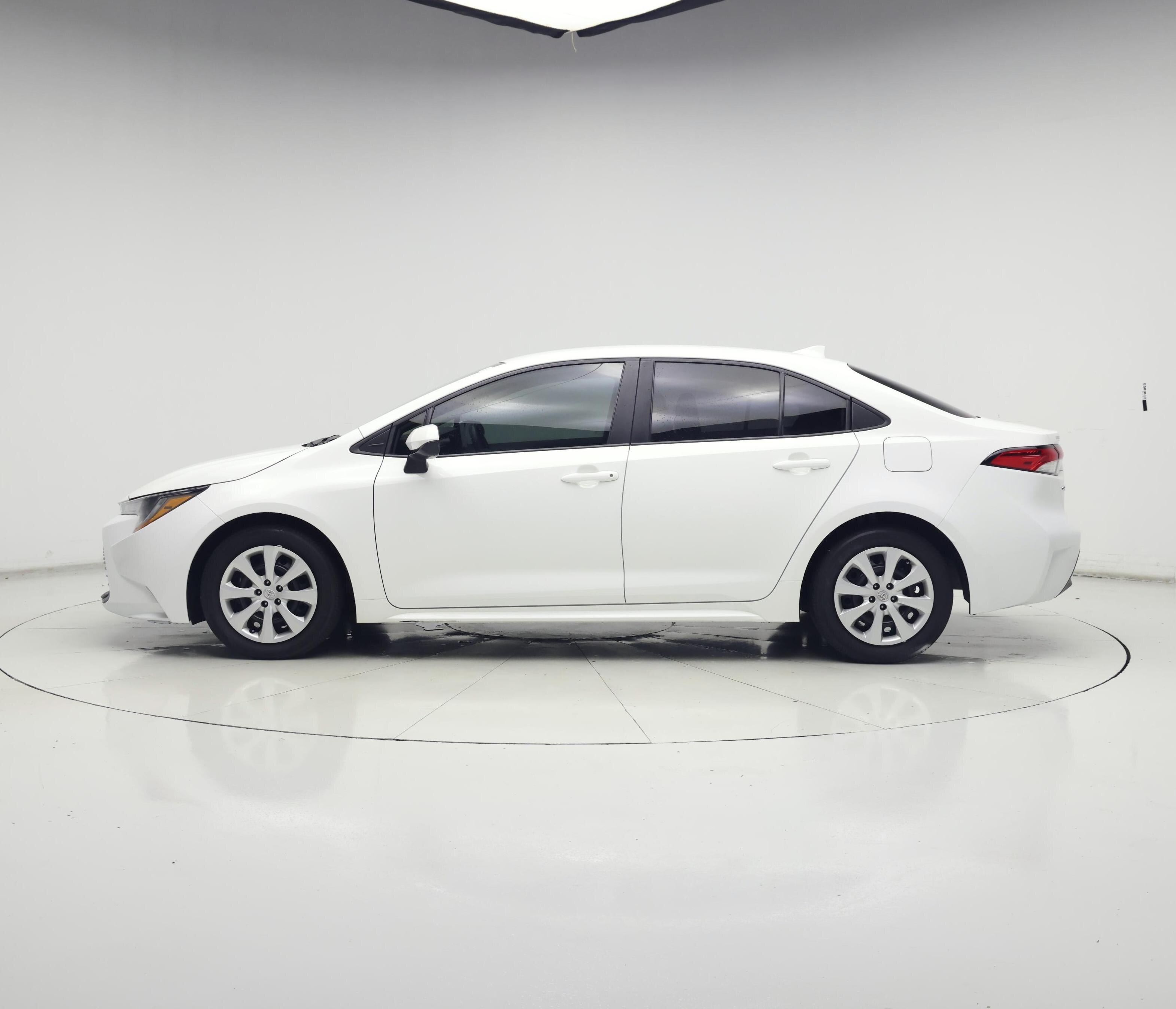 Thumbnail: 2024 Toyota Corolla - 3