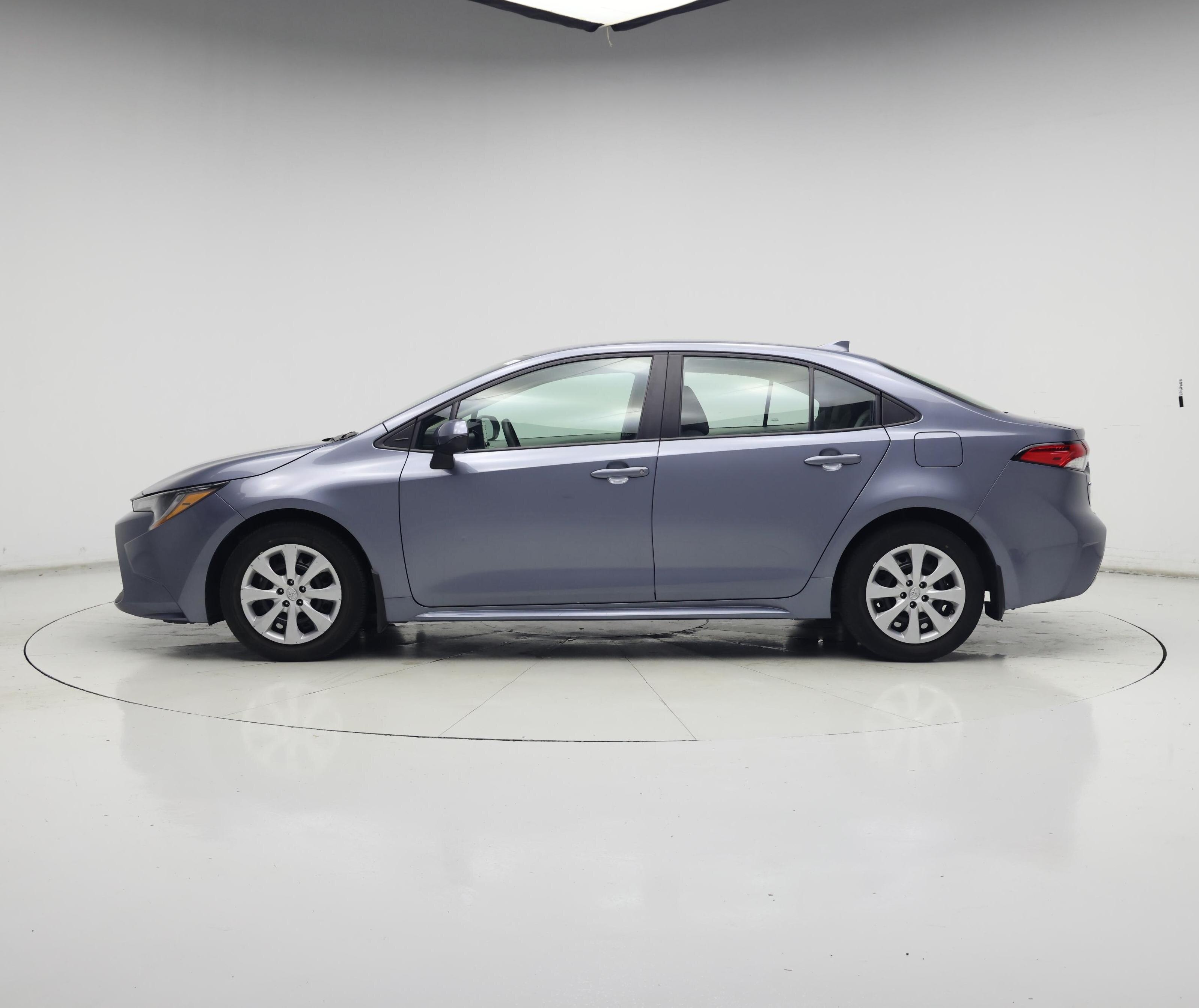 Thumbnail: 2022 Toyota Corolla - 3