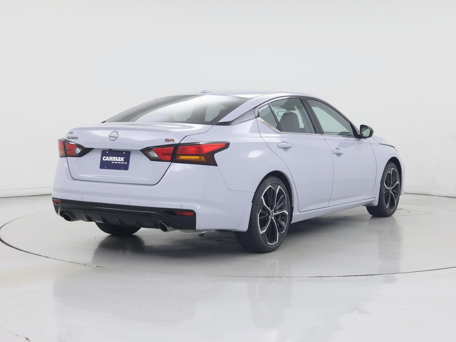 2023 Nissan Altima SR - Photo 9