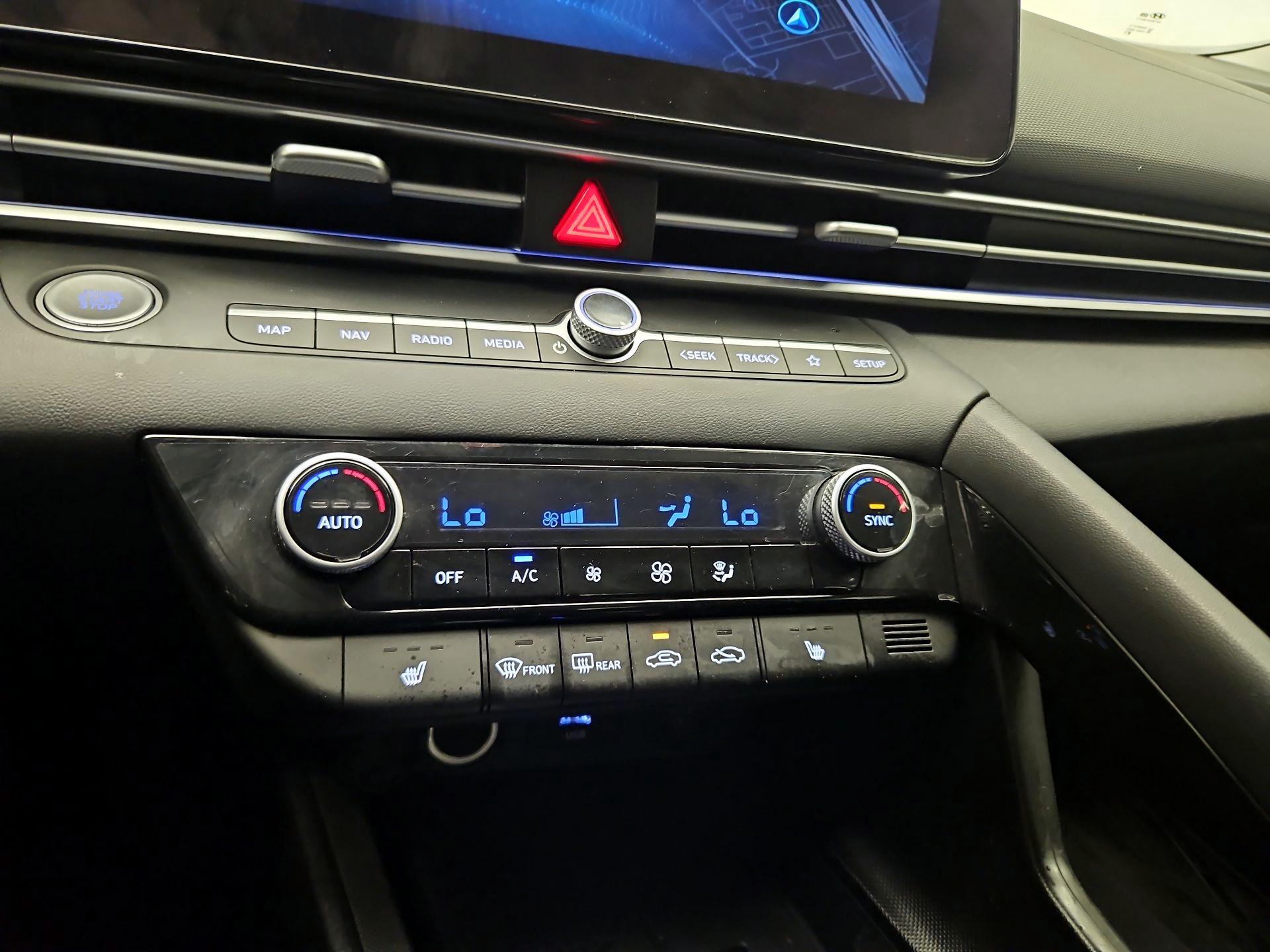 Thumbnail: 2025 Hyundai Elantra - 15