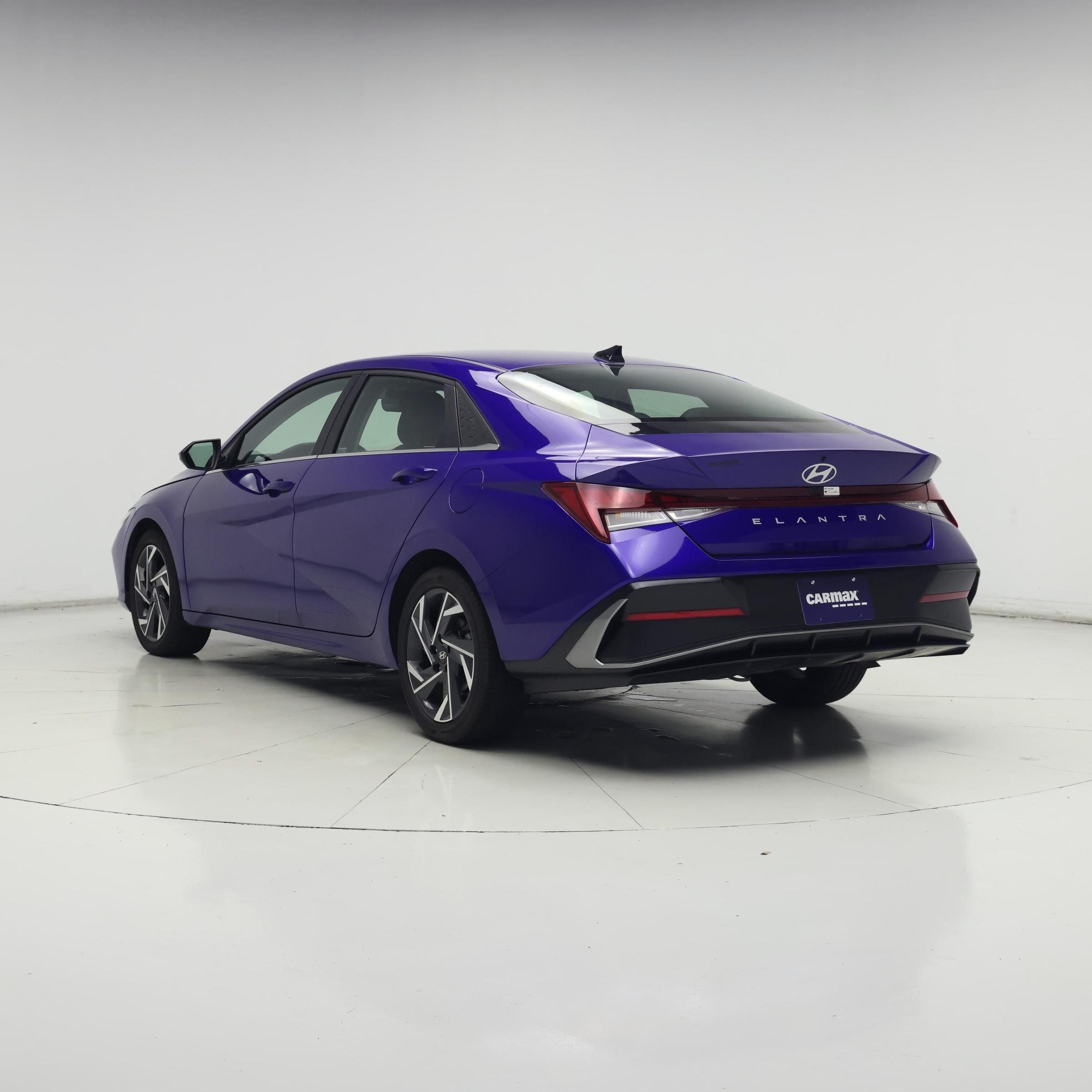Thumbnail: 2025 Hyundai Elantra - 2