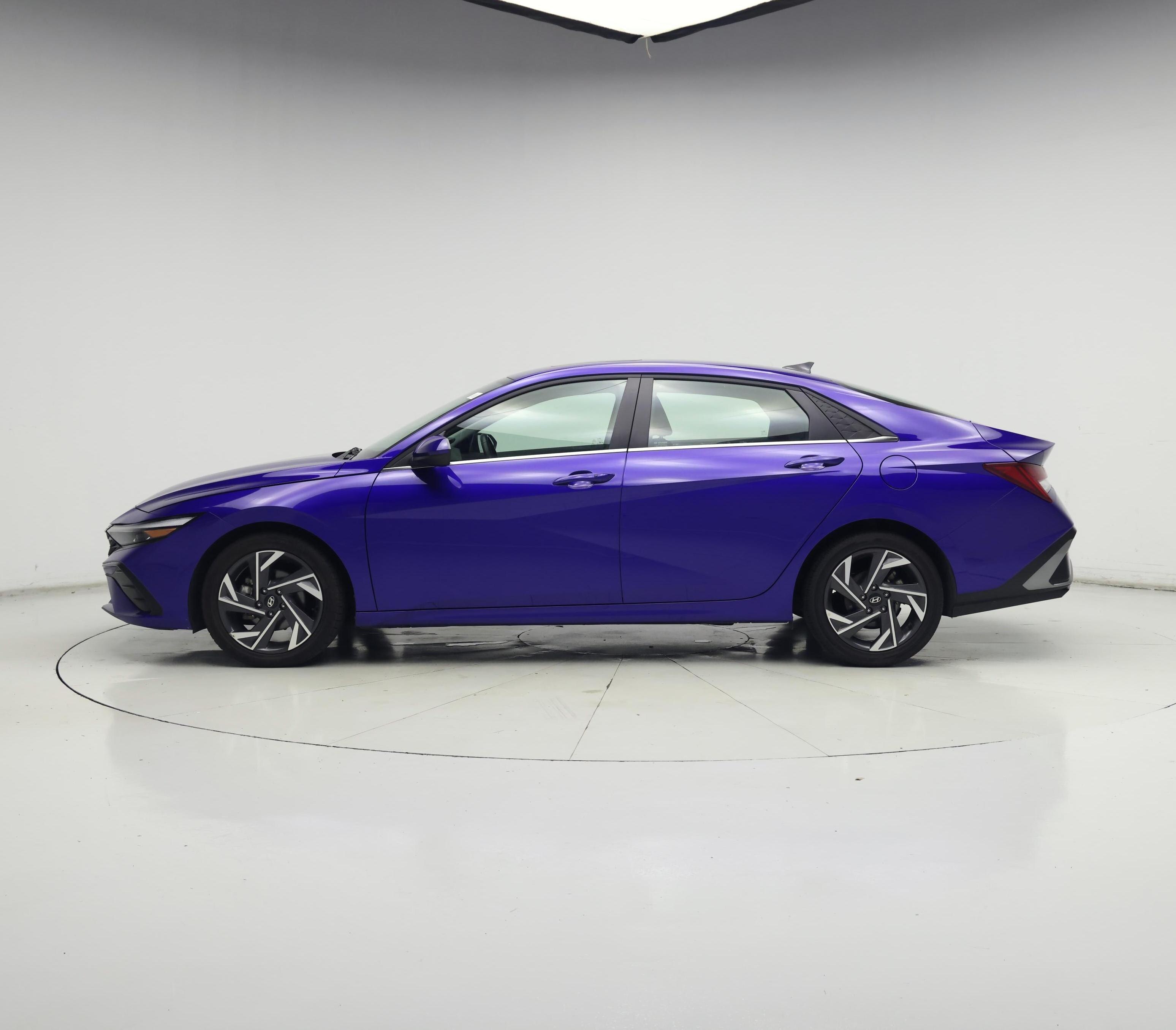 Thumbnail: 2025 Hyundai Elantra - 3