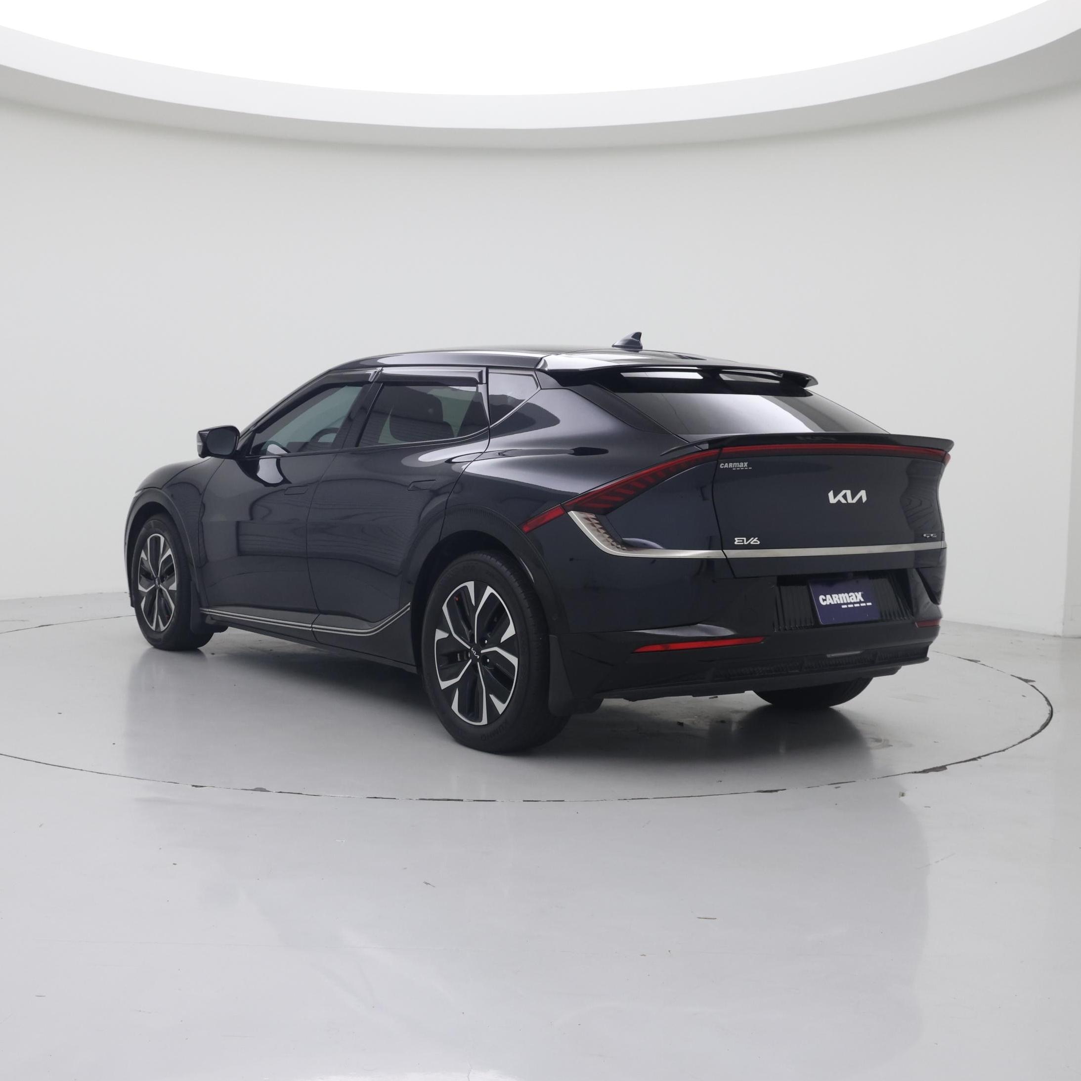 Thumbnail: 2022 Kia EV6 - 2