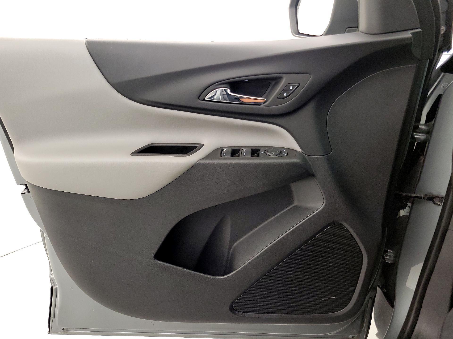 Thumbnail: 2023 Chevrolet Equinox - 12