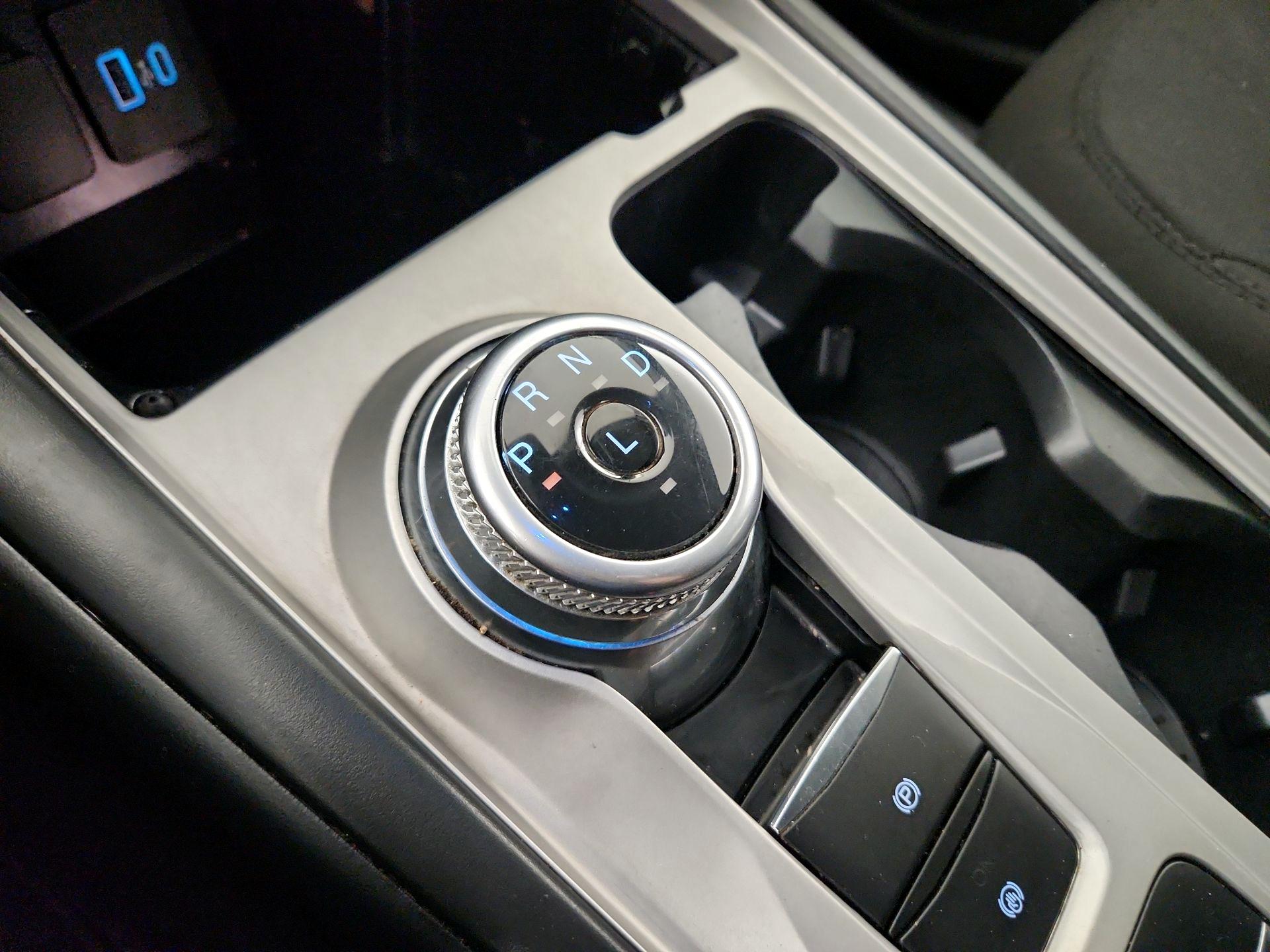 Thumbnail: 2022 Ford Explorer - 17