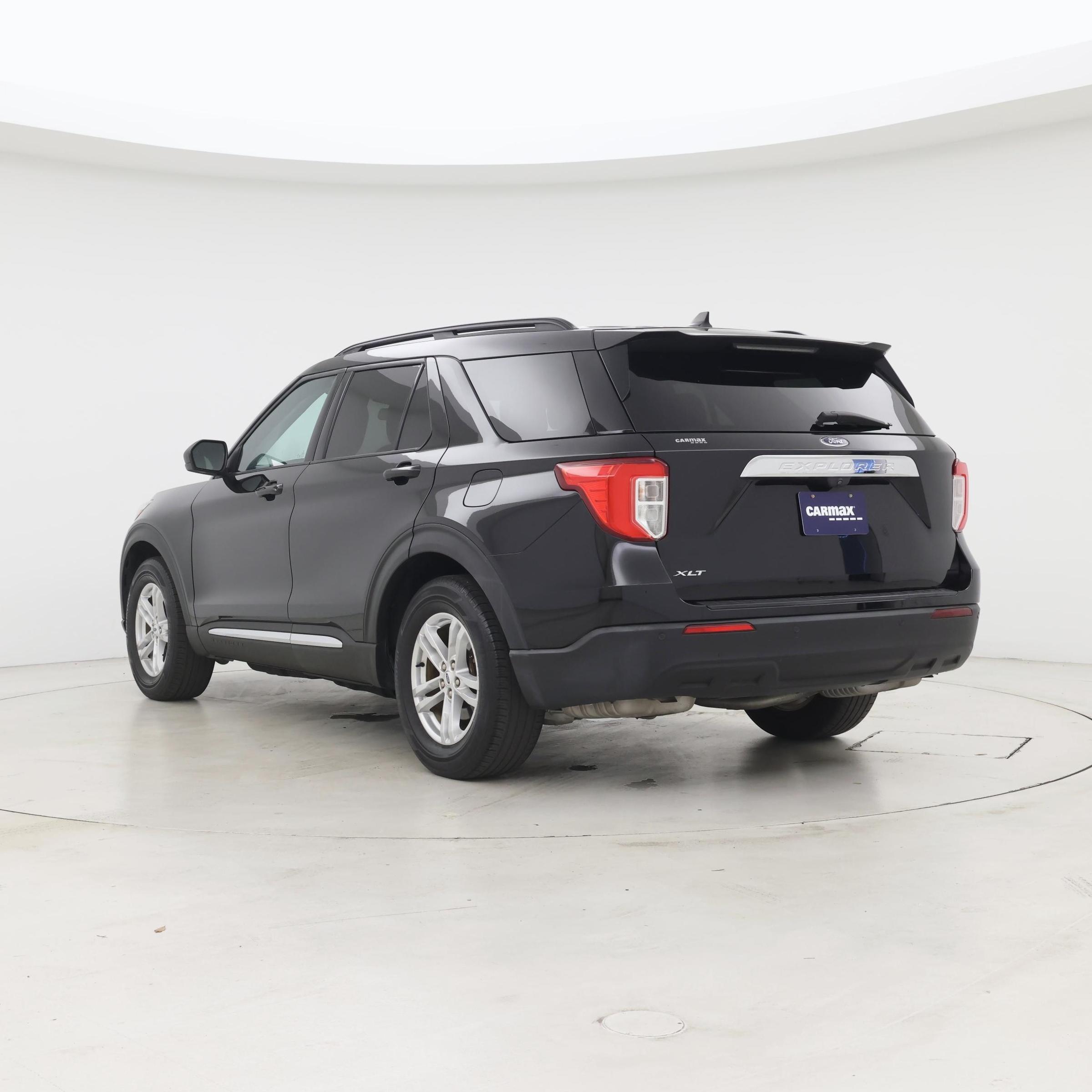 Thumbnail: 2022 Ford Explorer - 2