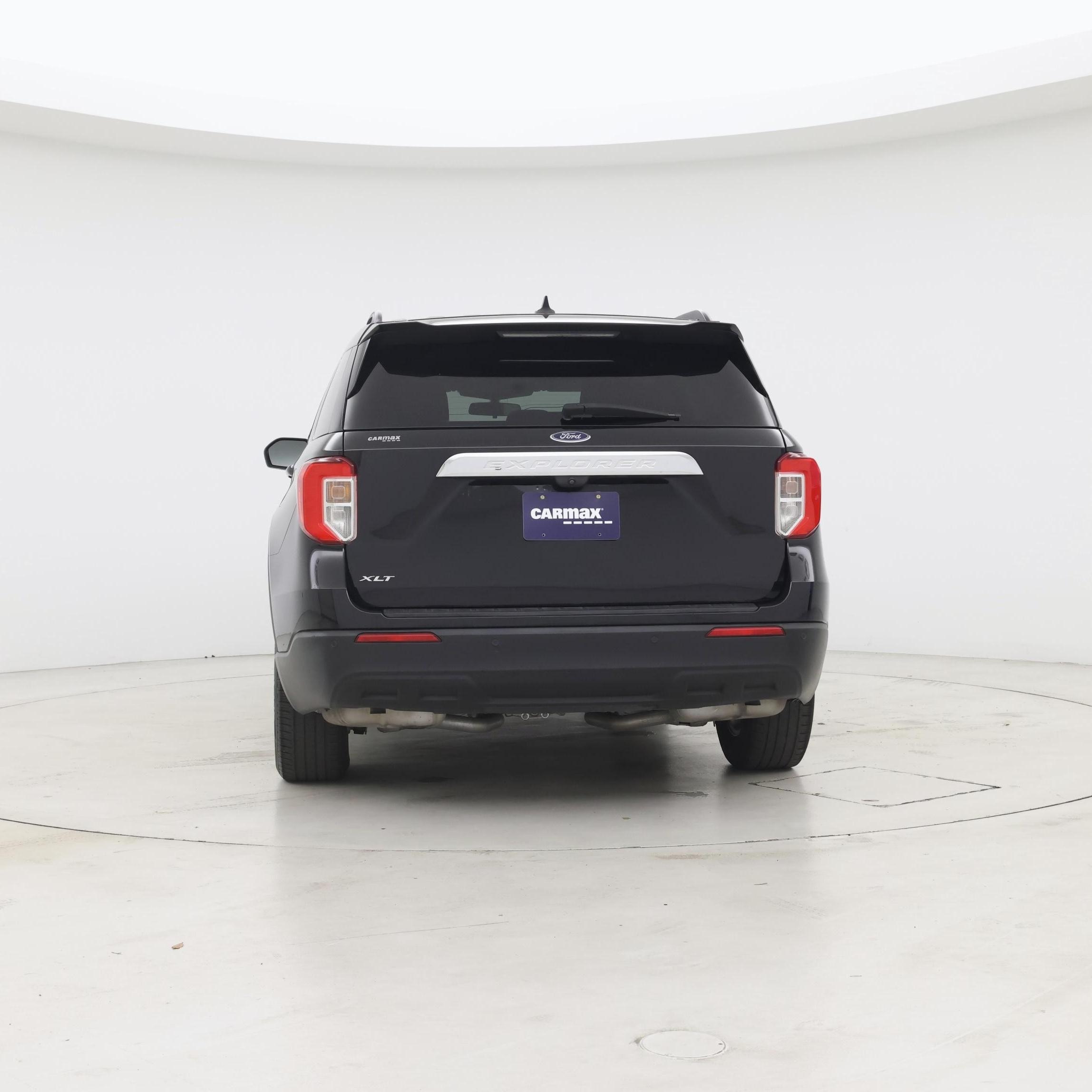 Thumbnail: 2022 Ford Explorer - 6