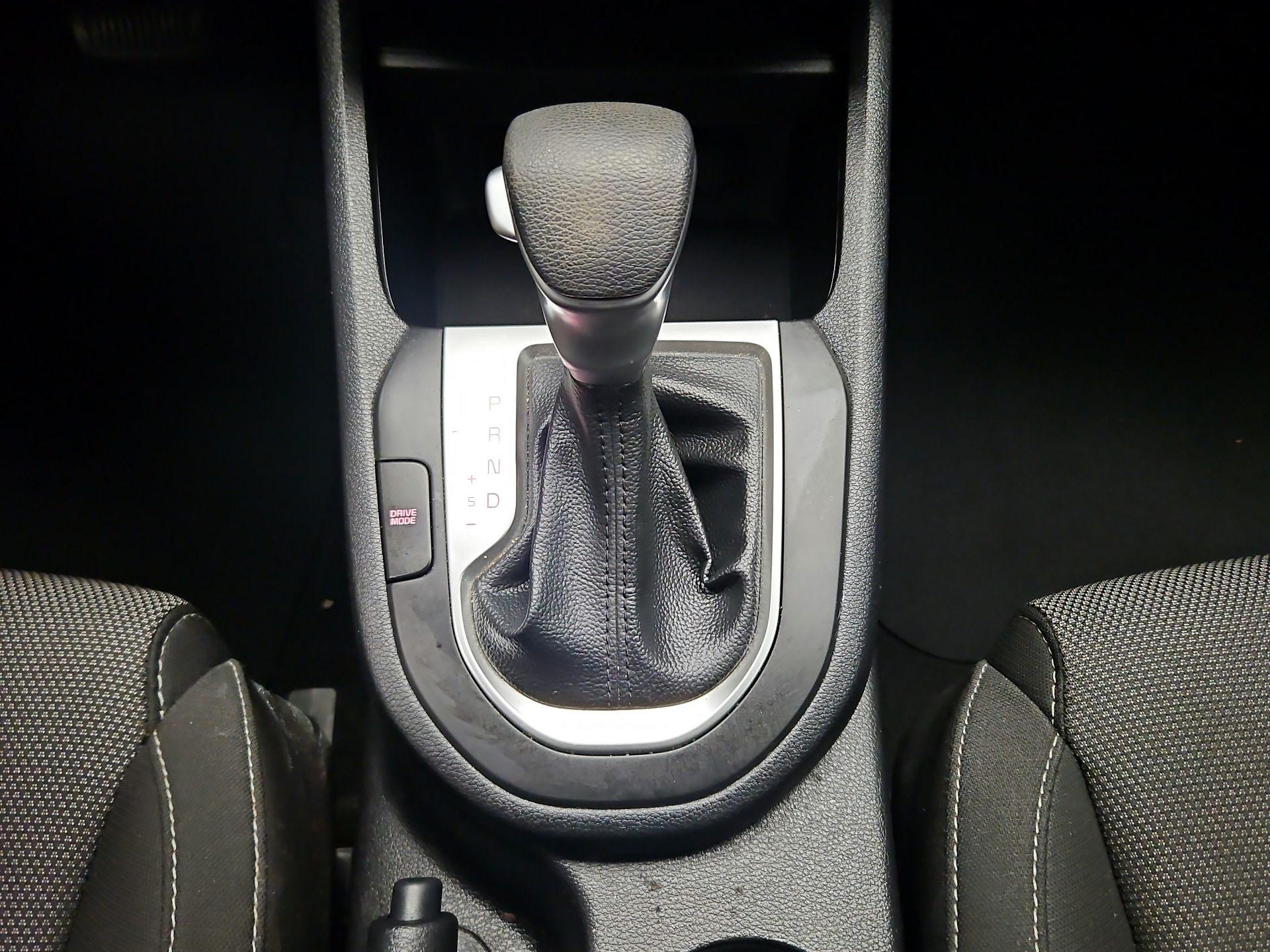 Thumbnail: 2024 Kia Forte - 17