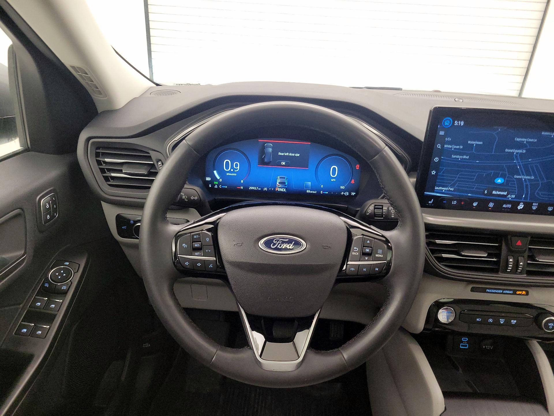 Thumbnail: 2023 Ford Escape - 10