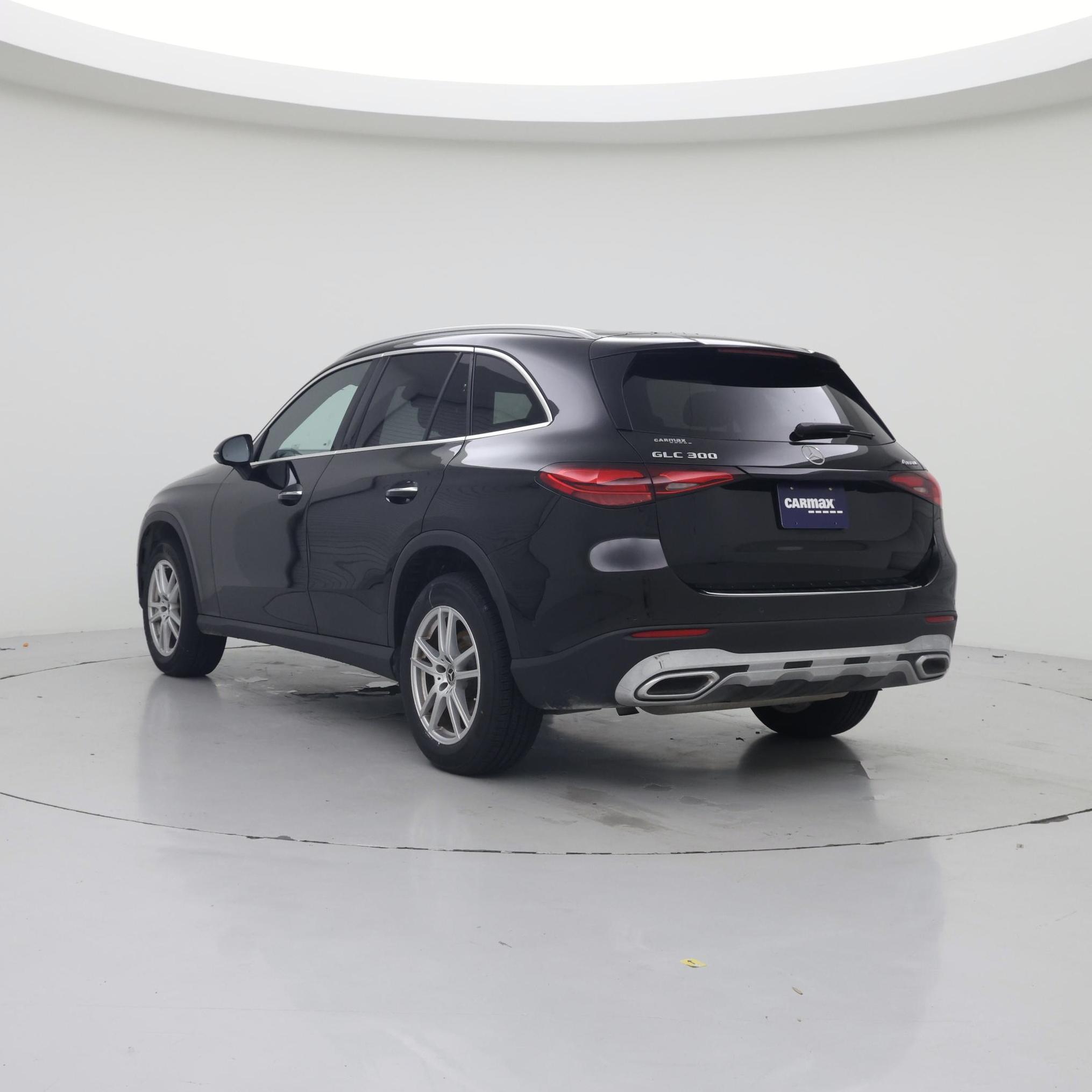 Thumbnail: 2023 Mercedes-Benz GLC - 2