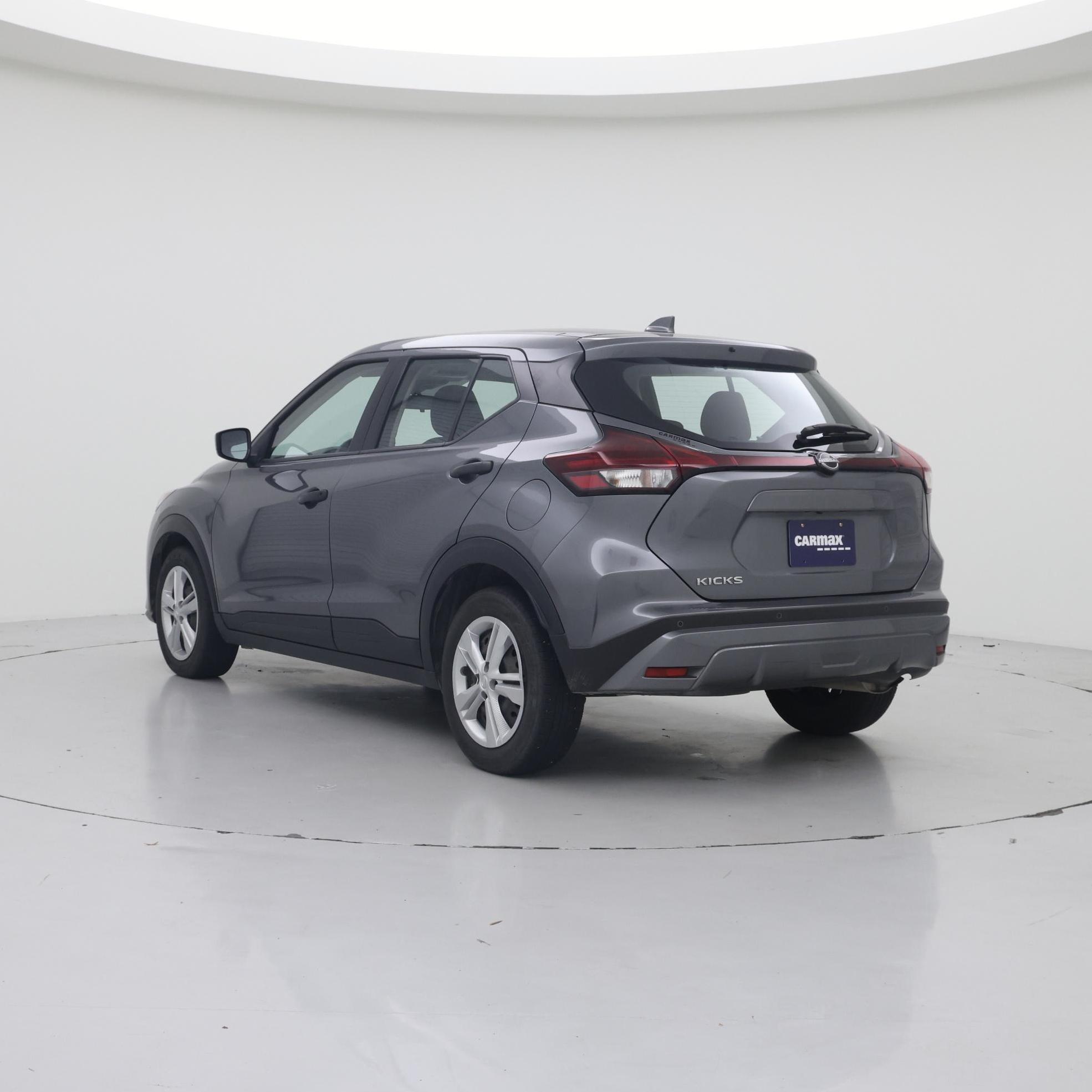 Thumbnail: 2023 Nissan Kicks - 2