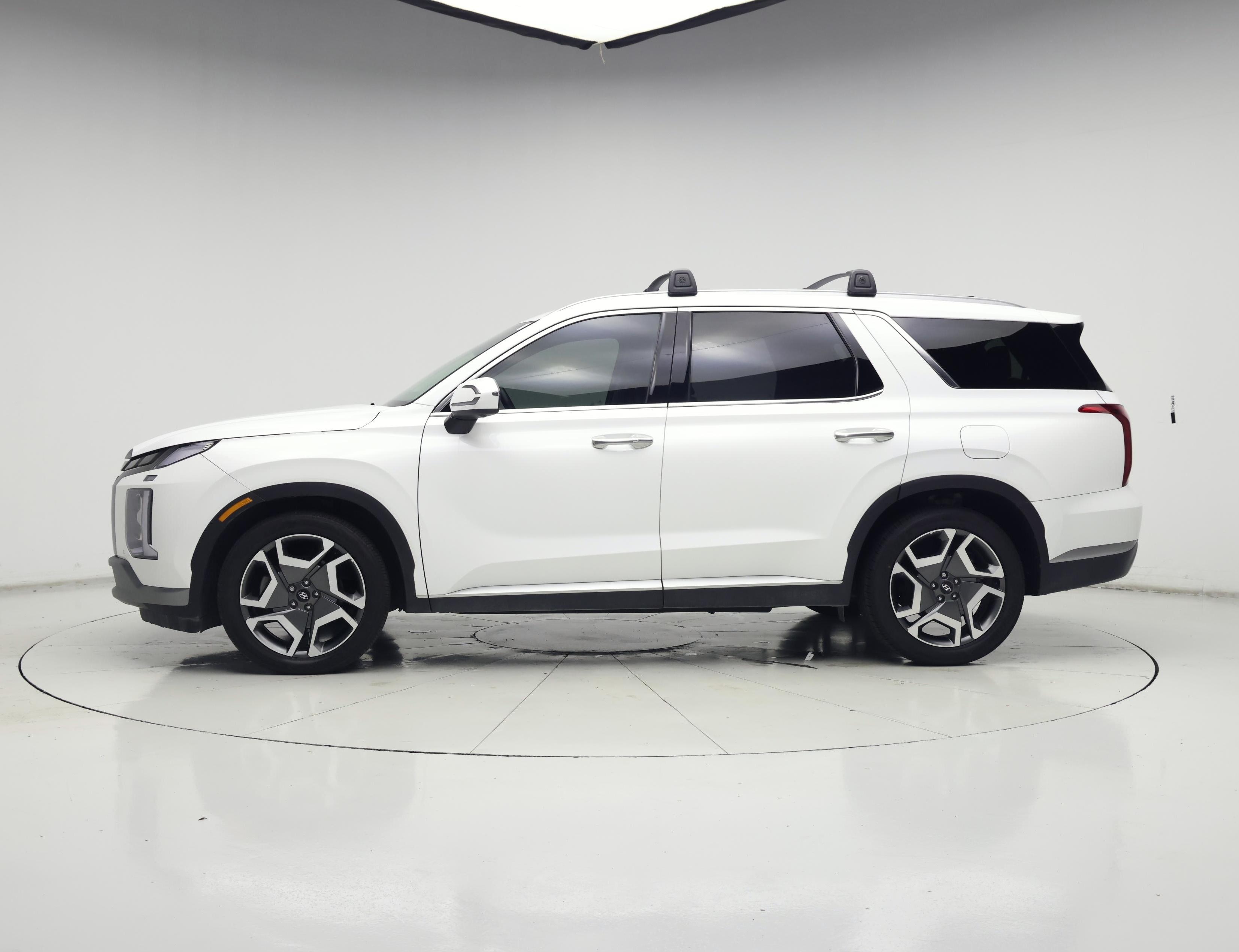 Thumbnail: 2023 Hyundai Palisade - 3