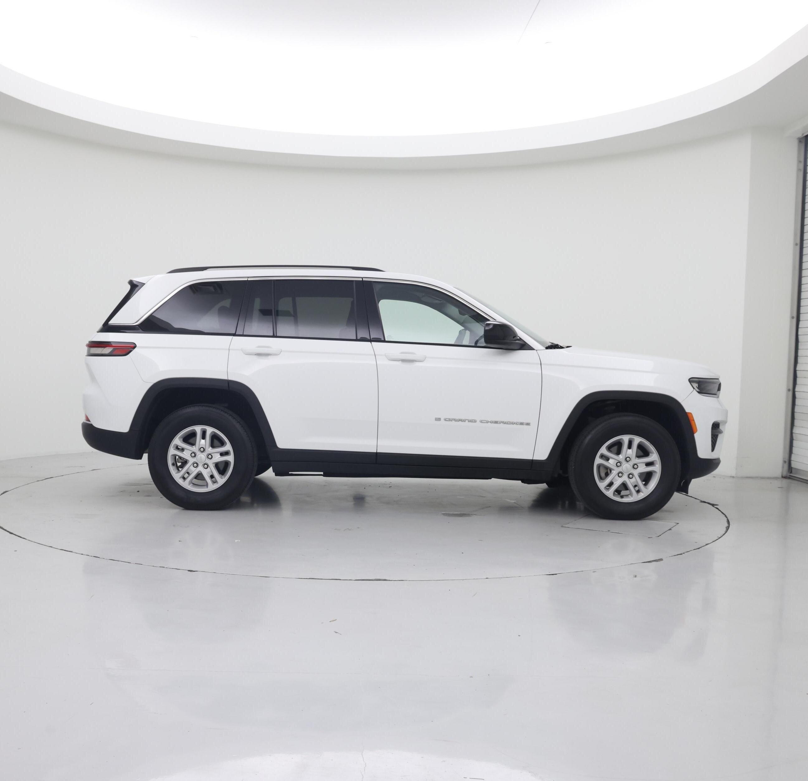 Thumbnail: 2023 Jeep Grand Cherokee - 7