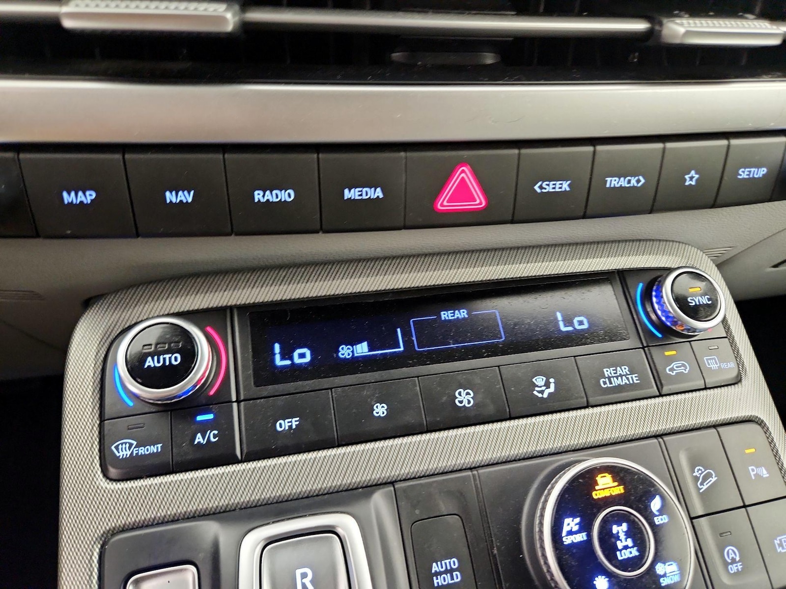 2024 Hyundai Palisade SEL - Photo 18