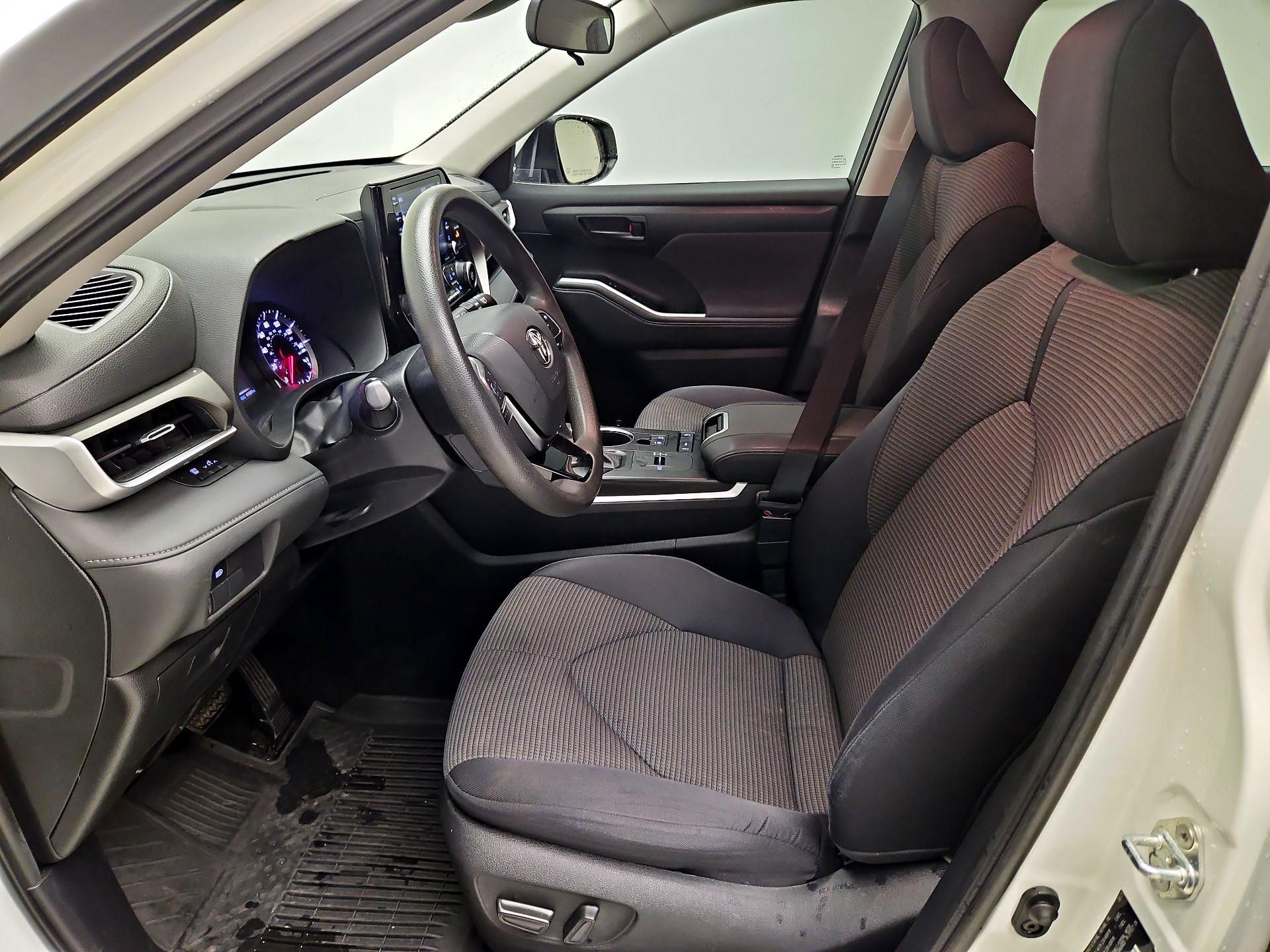 Thumbnail: 2020 Toyota Highlander - 11