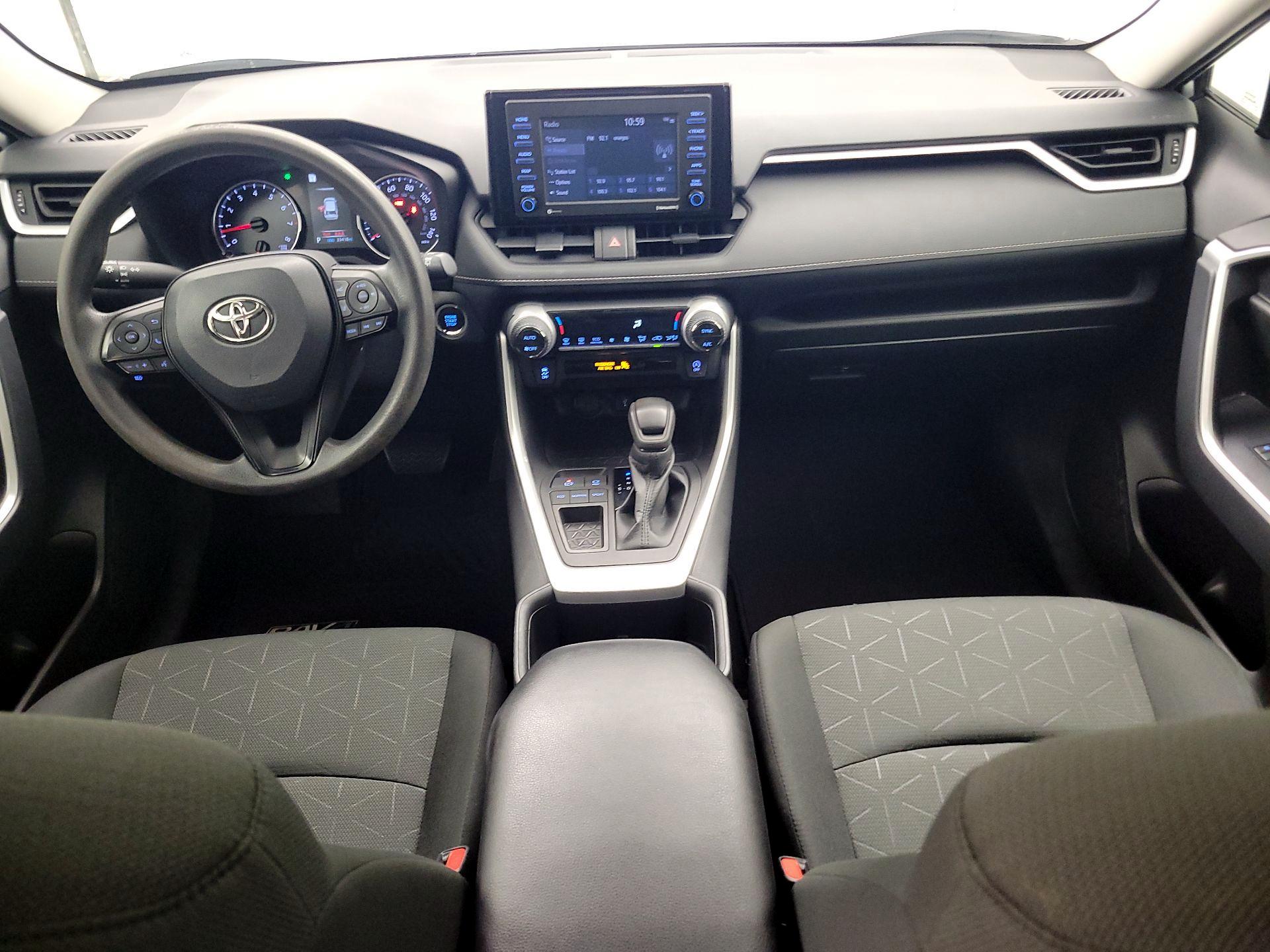 Thumbnail: 2022 Toyota RAV4 - 9
