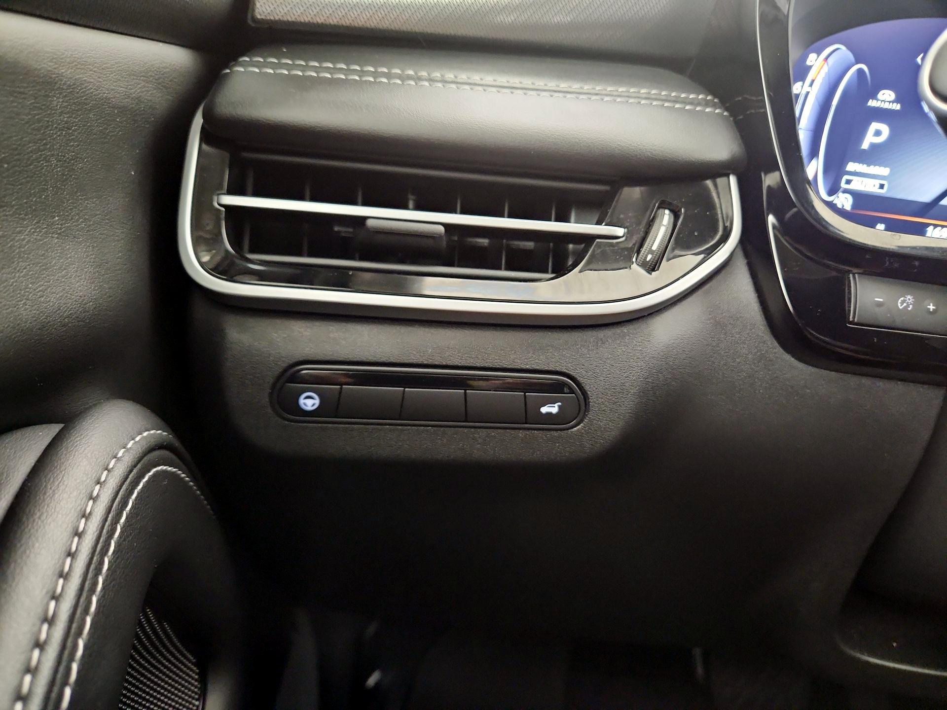 Thumbnail: 2023 INFINITI QX60 - 13