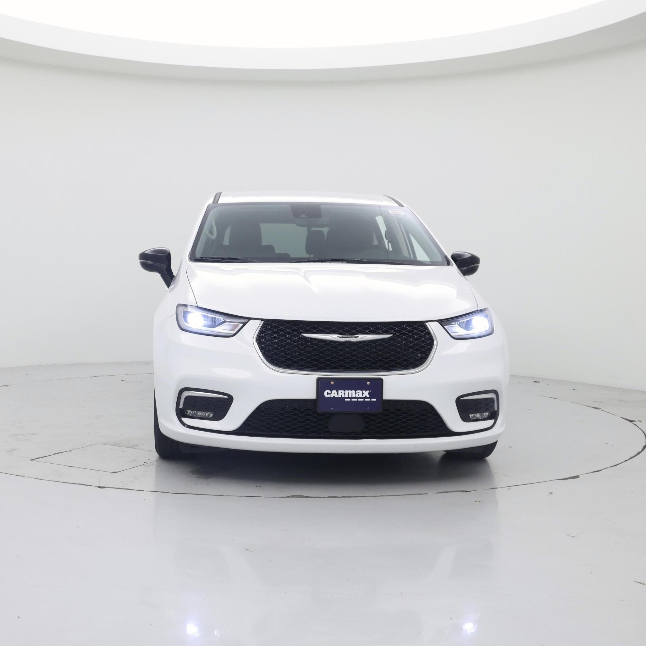 Thumbnail: 2024 Chrysler Pacifica - 5